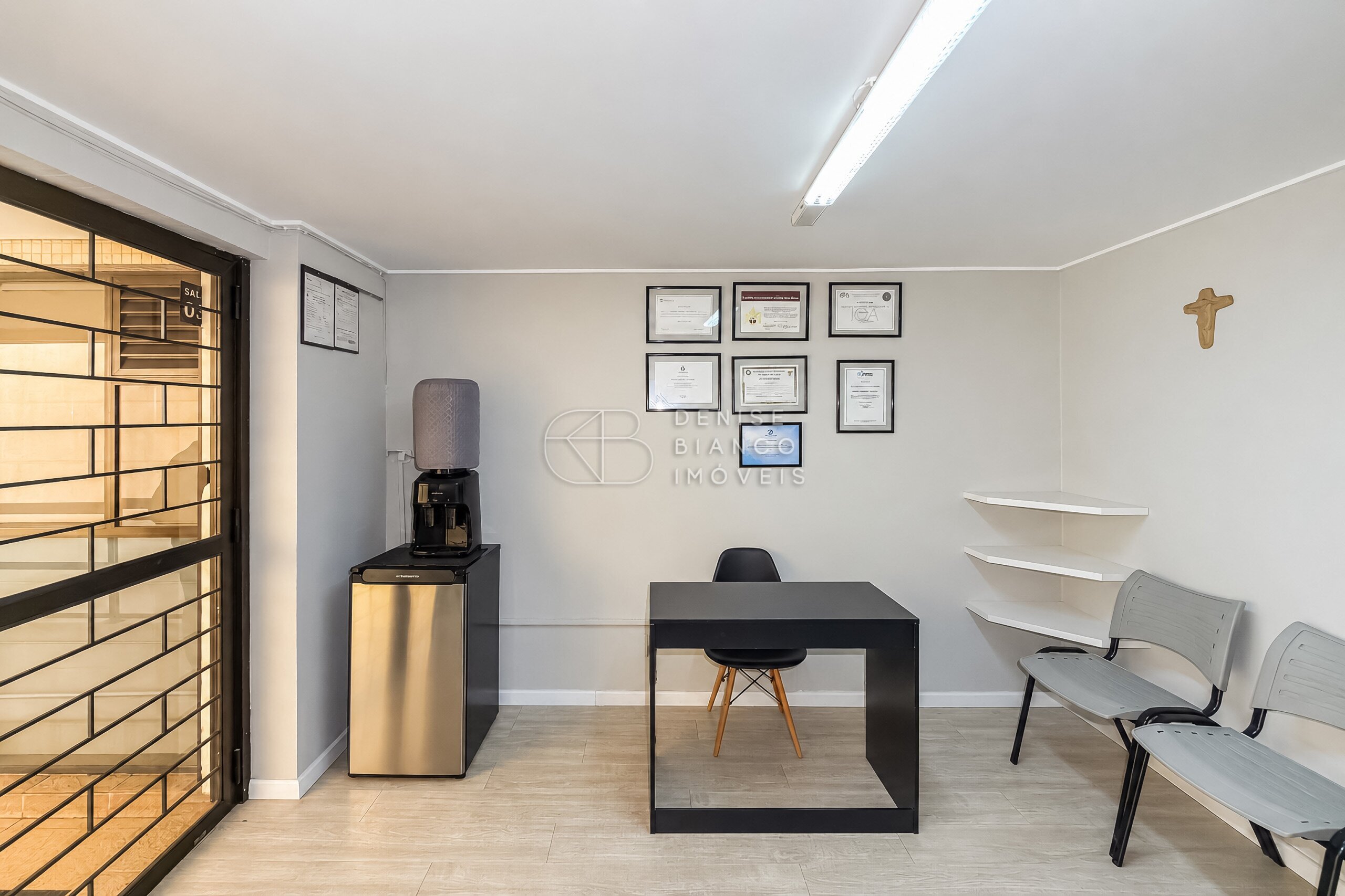 CONJUNTO/SALA COMERCIAL em Portão - Ref: DB0152