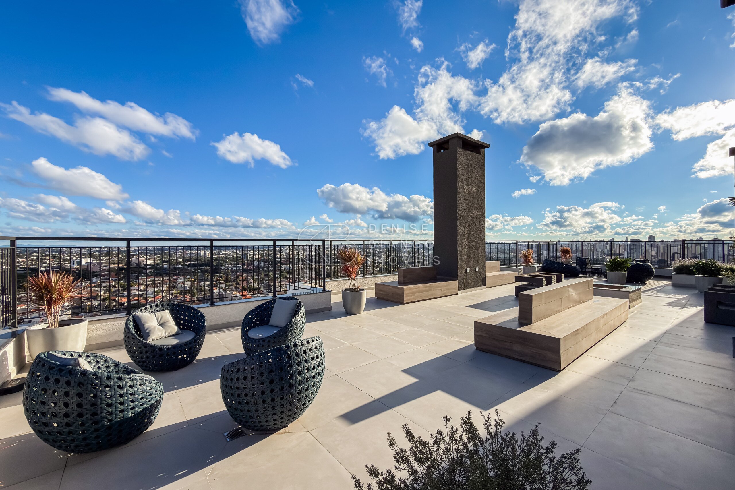 APARTAMENTO em Jardim Botânico - Ref: DB0153