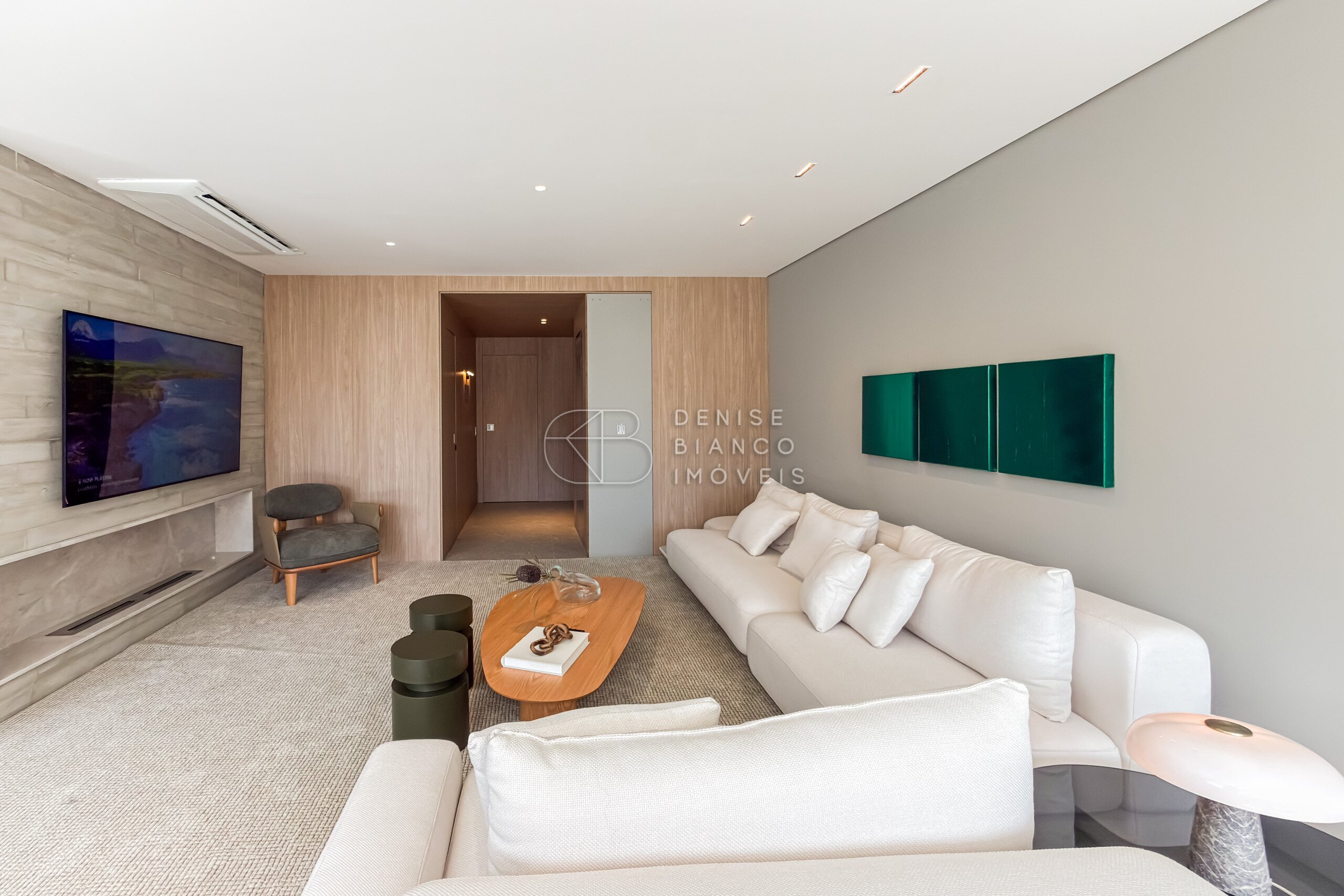 APARTAMENTO em Seminário - Ref: DB0161
