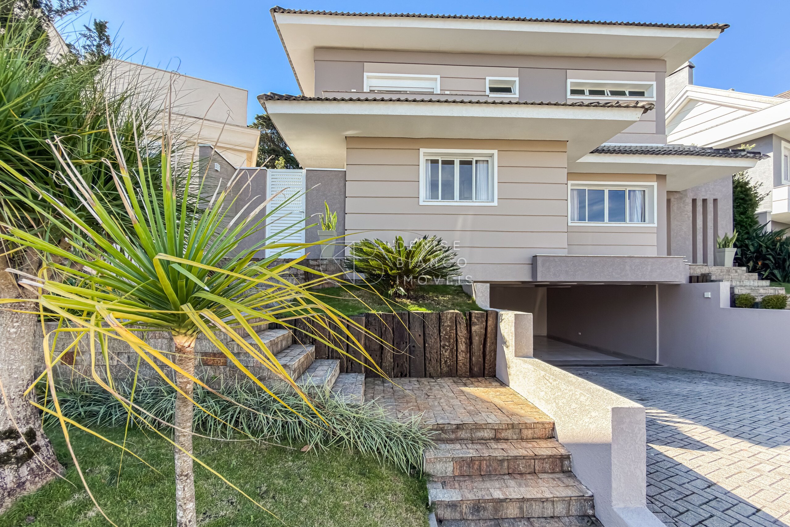 CASA EM CONDOMÍNIO em Campo Comprido - Ref: DB0169