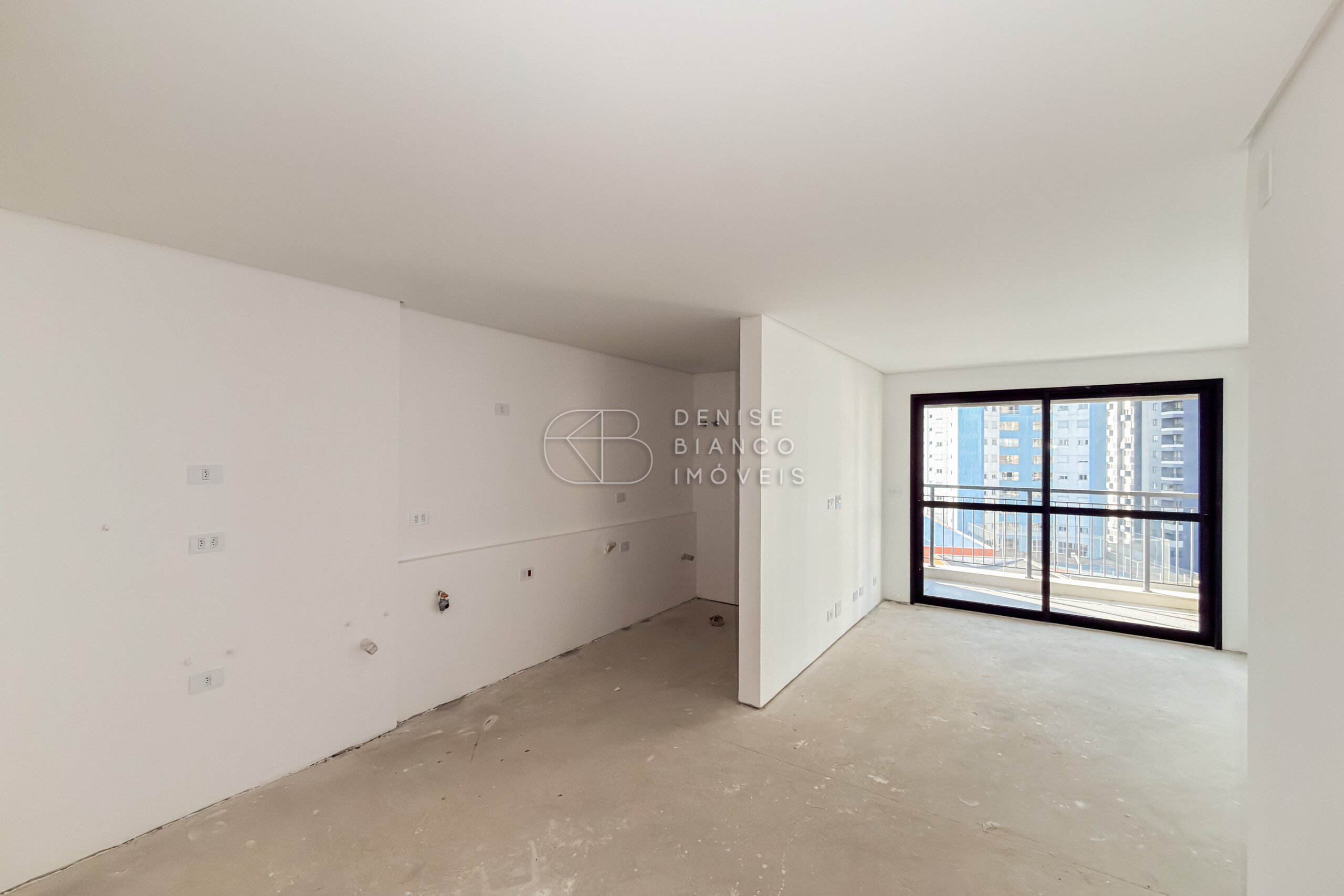 APARTAMENTO em Jardim Botânico - Ref: DB170