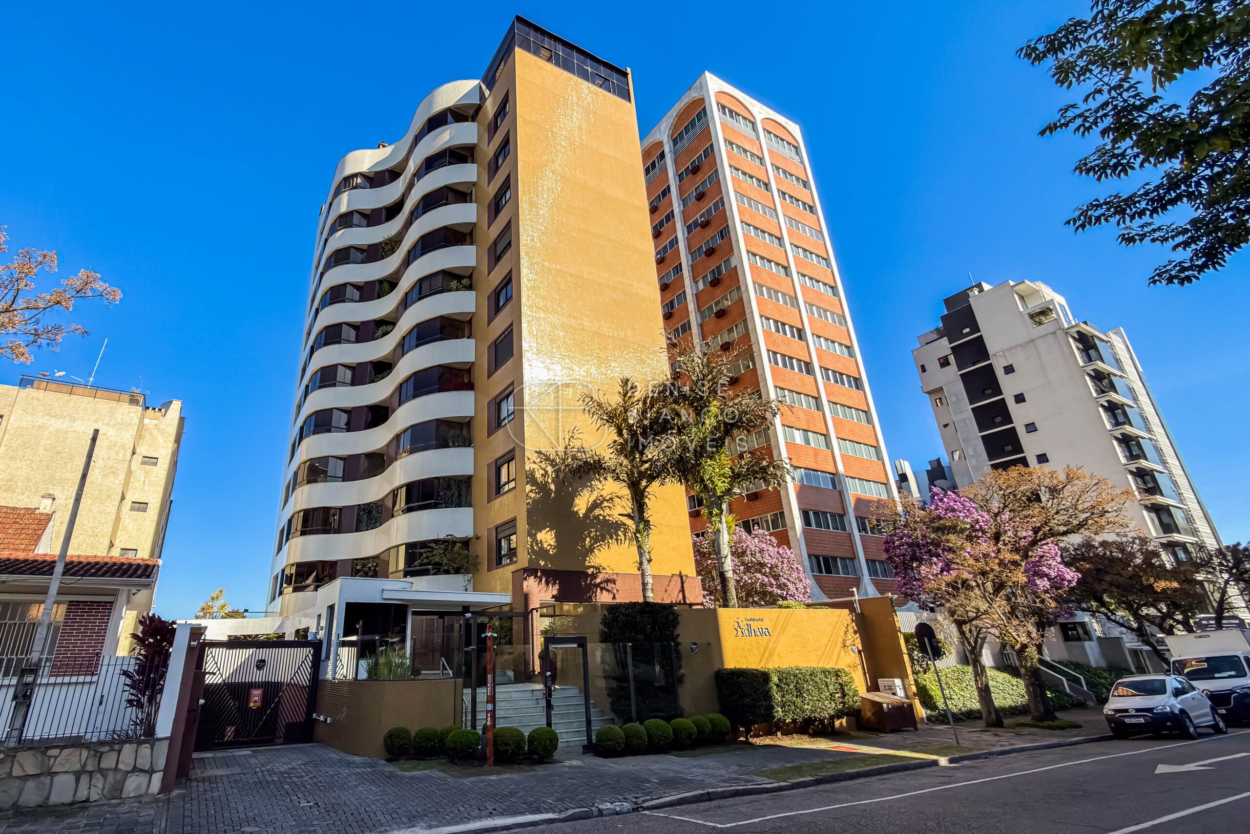 APARTAMENTO em Bigorrilho - Ref: DB0184