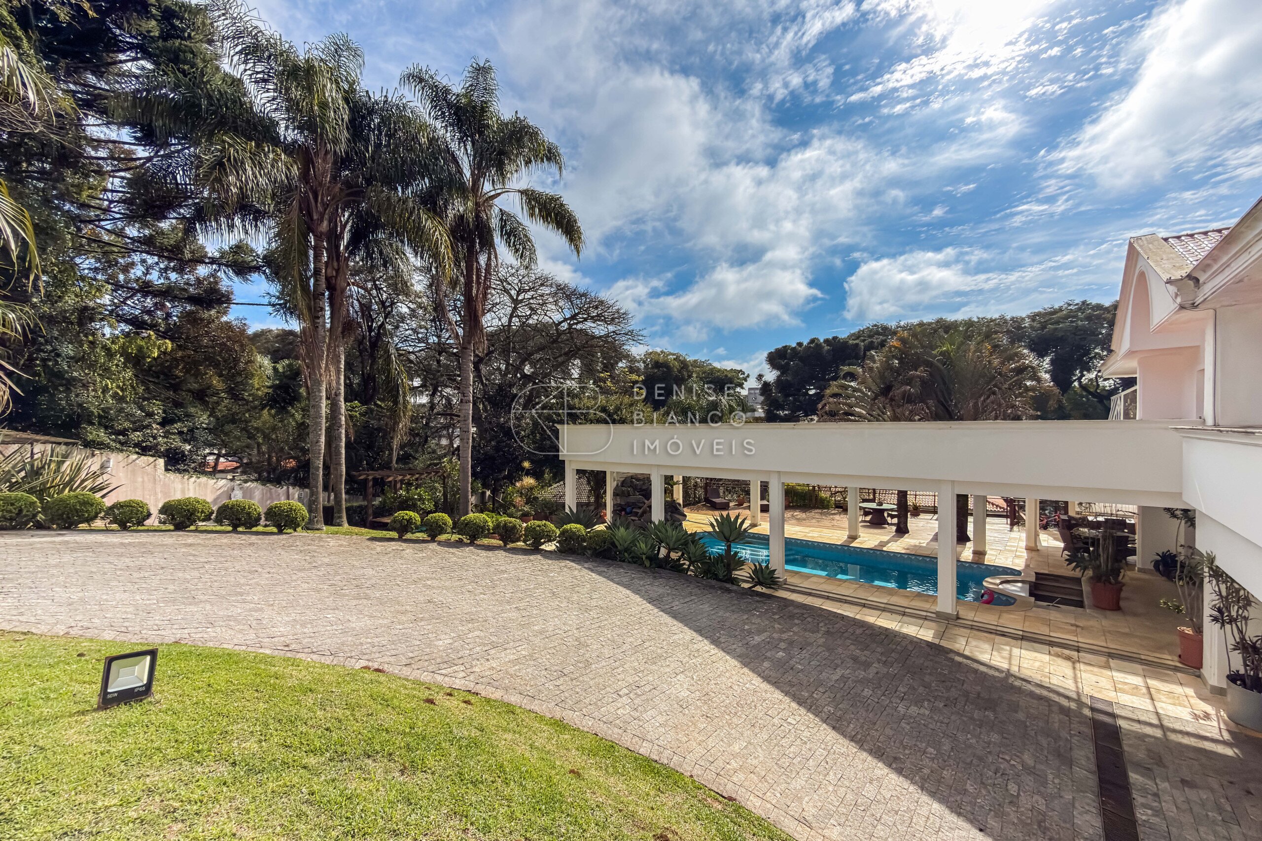 CASA em Seminário - Ref: DB0186