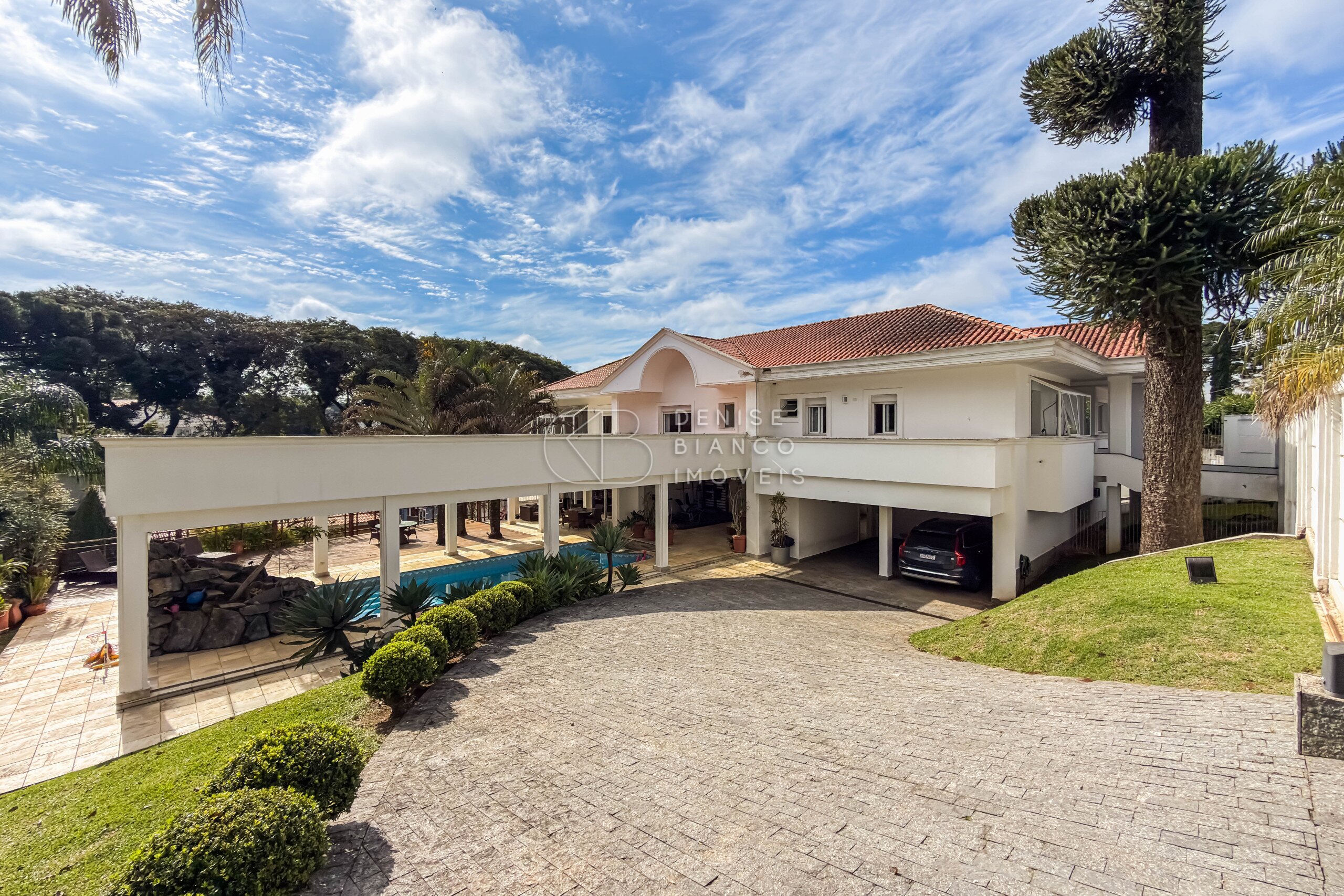 CASA em Seminário - Ref: DB0186