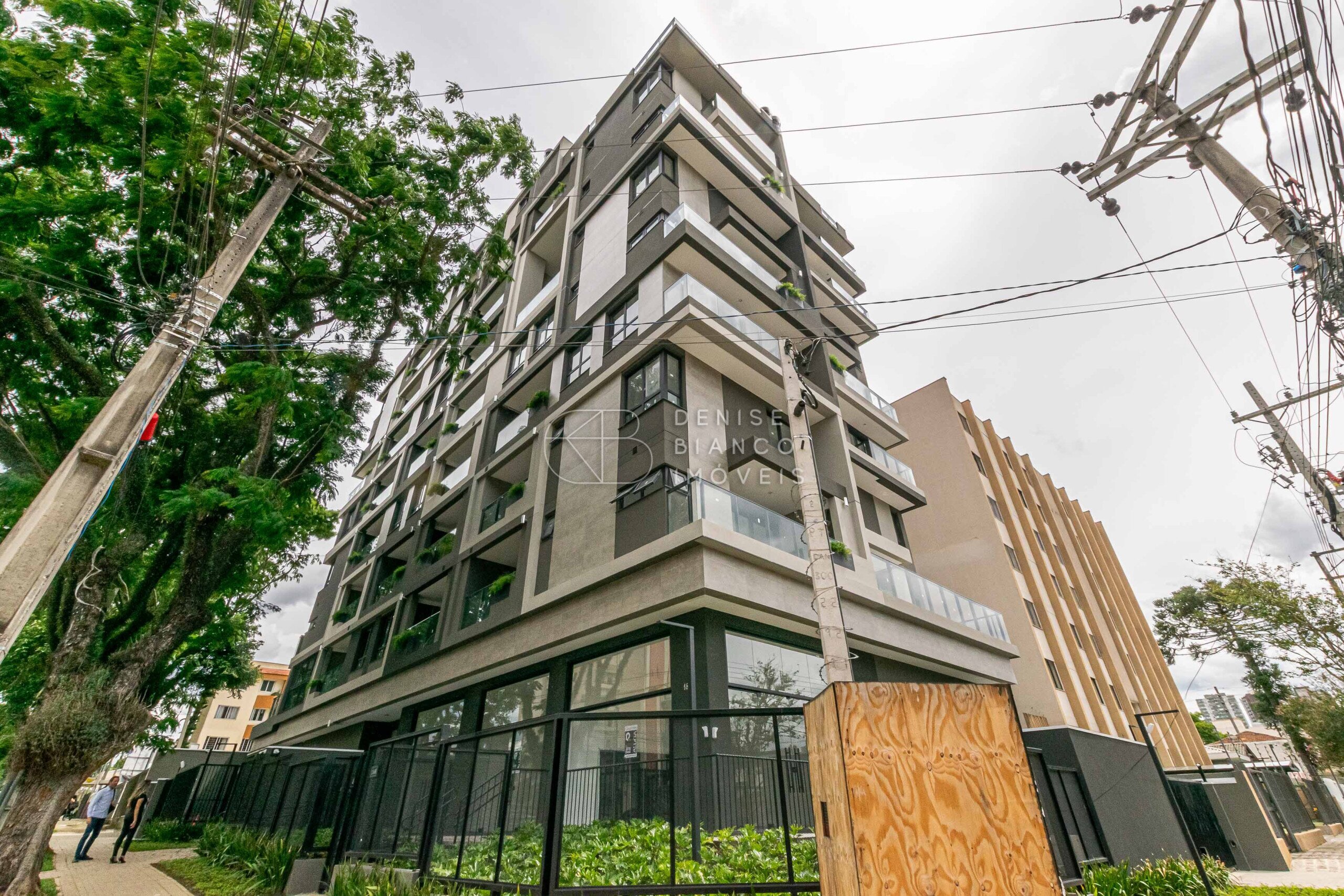 APARTAMENTO em Água Verde - Ref: DB0187