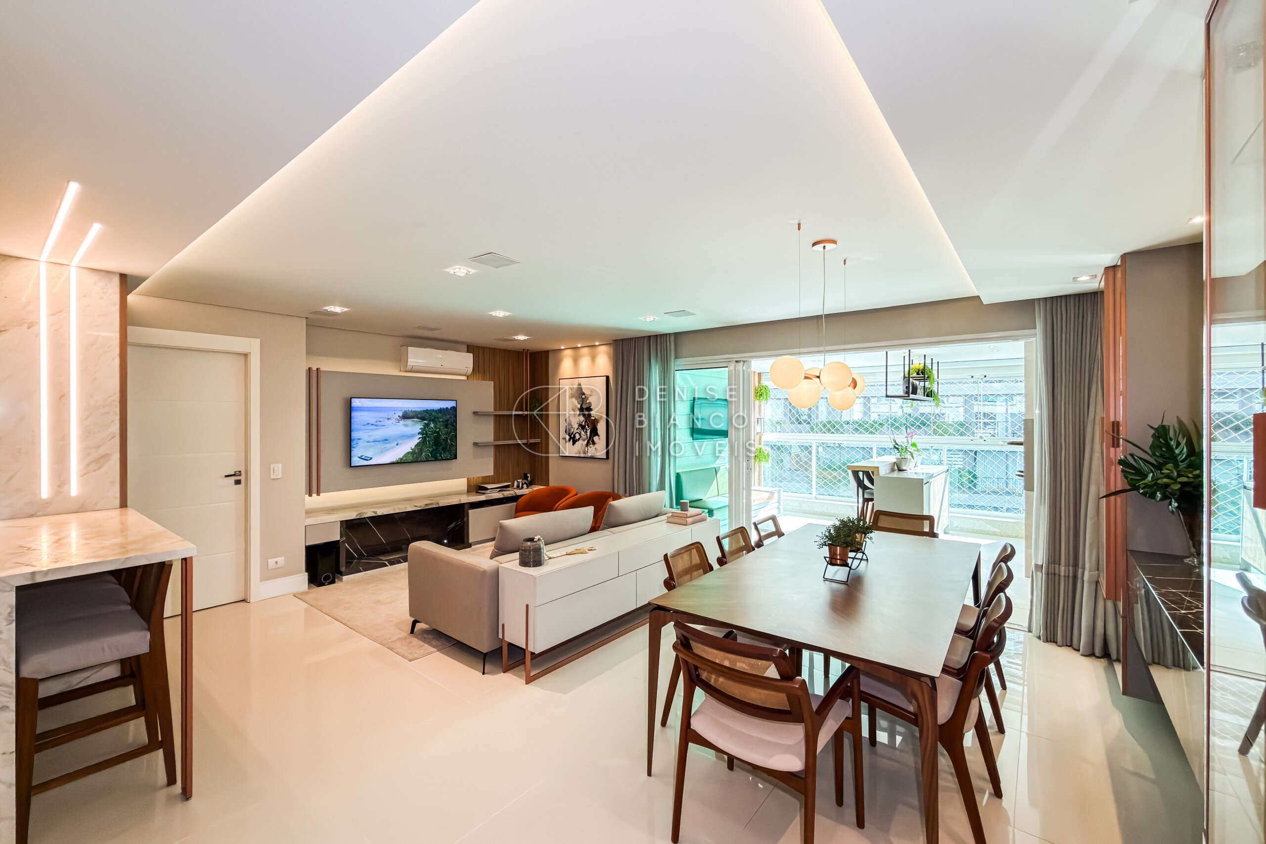 APARTAMENTO em Juvevê - Ref: DB0208