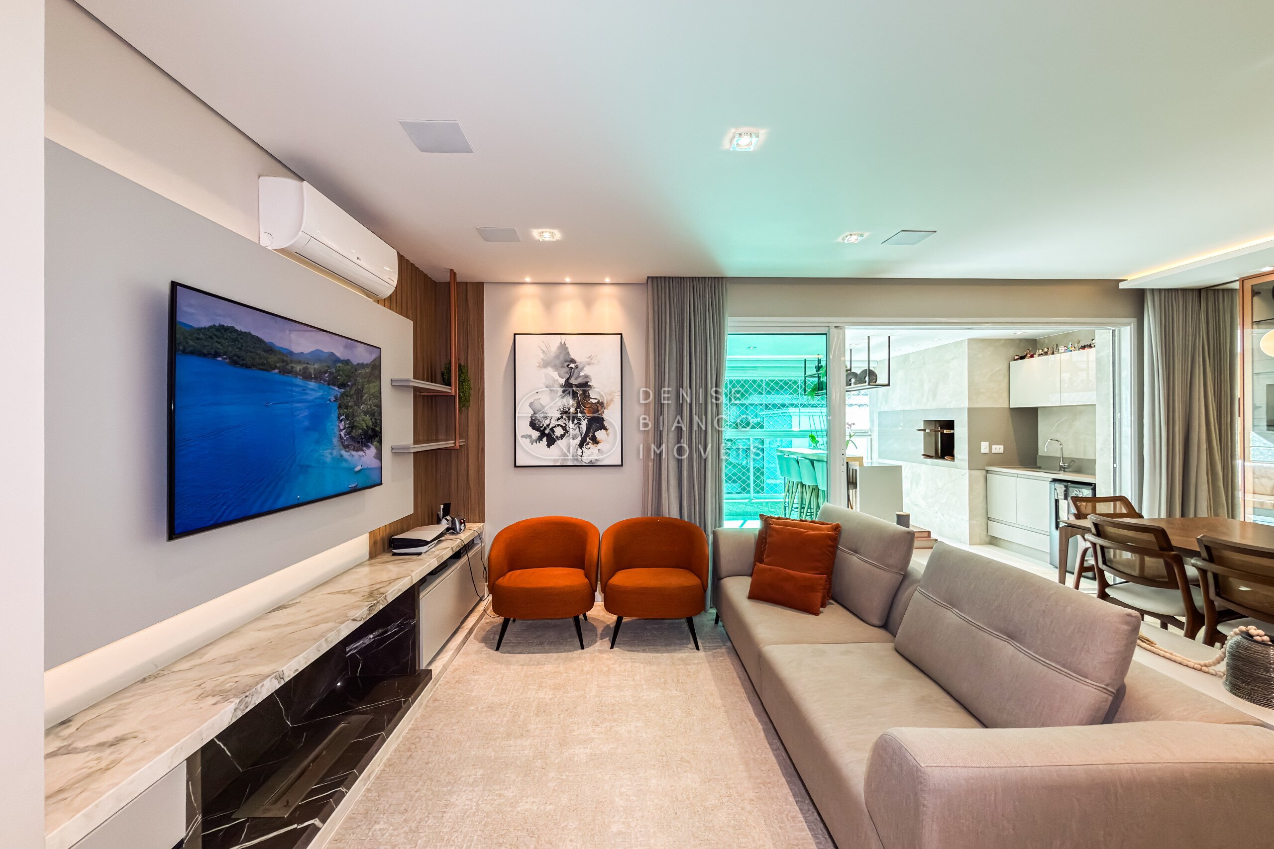 APARTAMENTO em Juvevê - Ref: DB0208