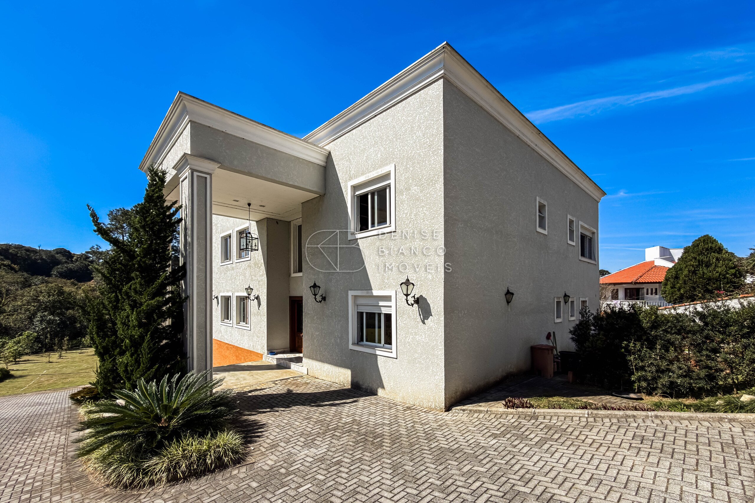 CASA em Santa Felicidade - Ref: DB0218