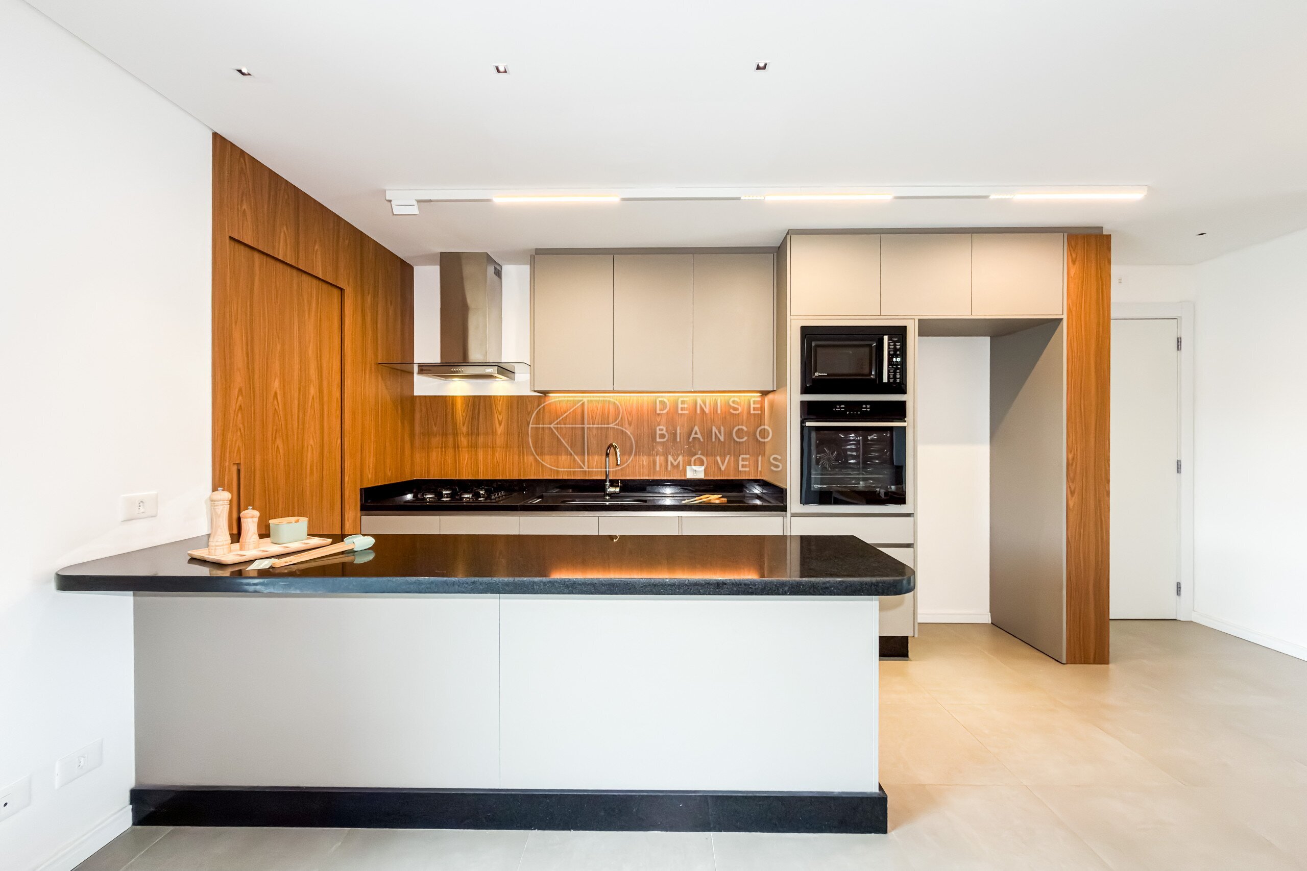 APARTAMENTO em Ecoville - Ref: DB0239