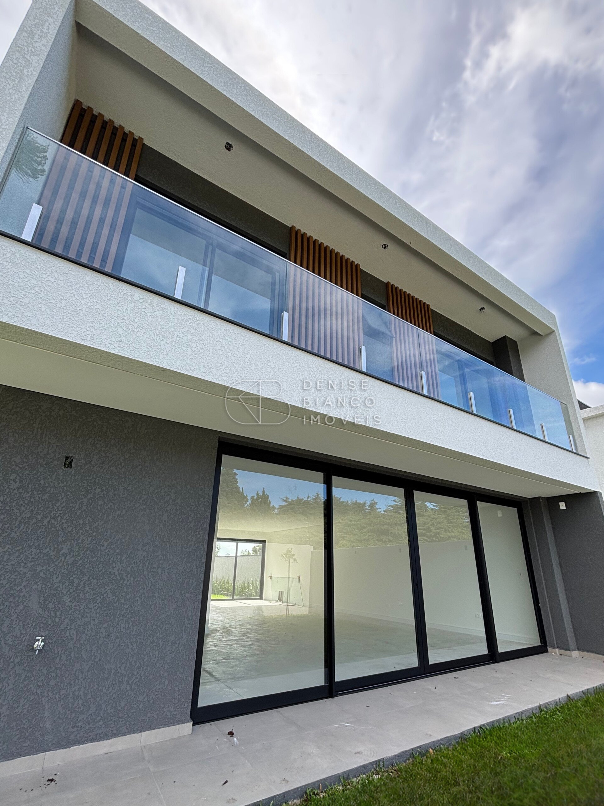 CASA EM CONDOMÍNIO em Santo Inácio - Ref: DB0242