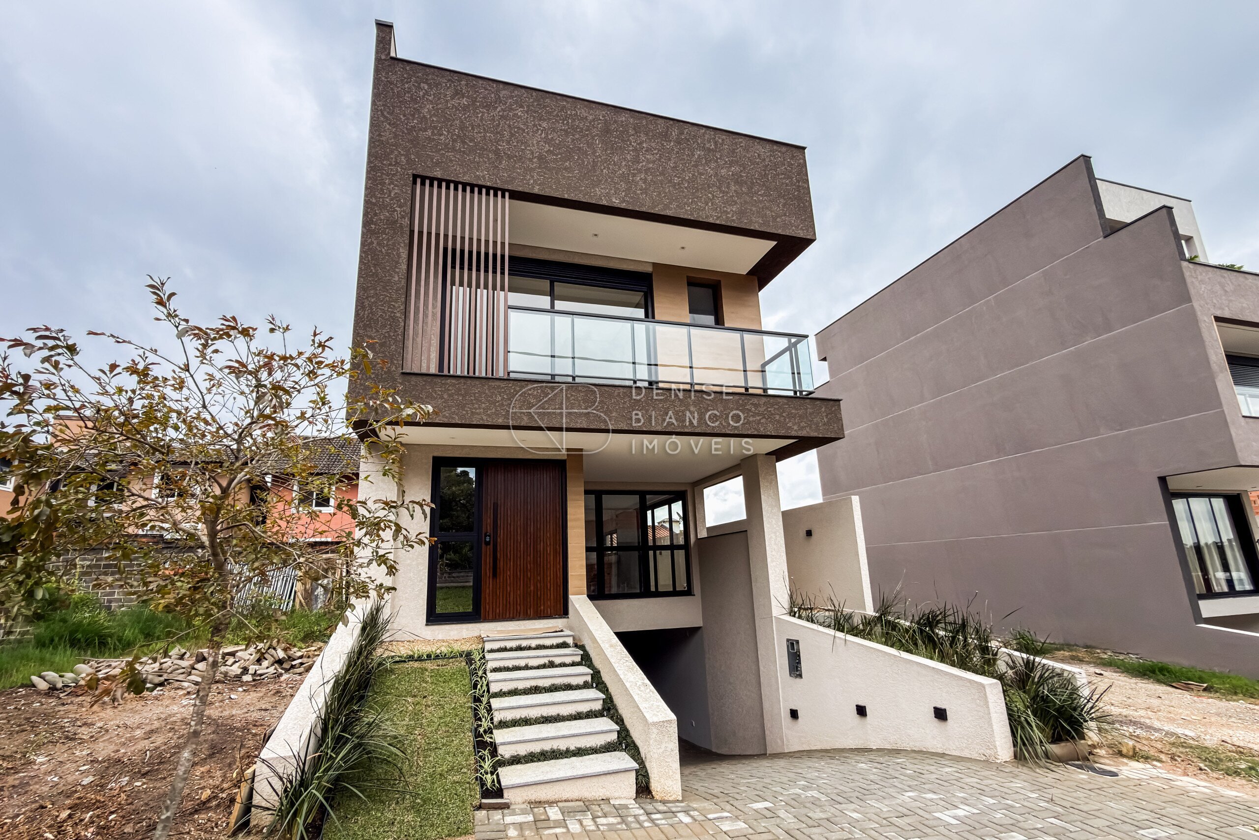 CASA EM CONDOMÍNIO em Santa Felicidade - Ref: DB0246