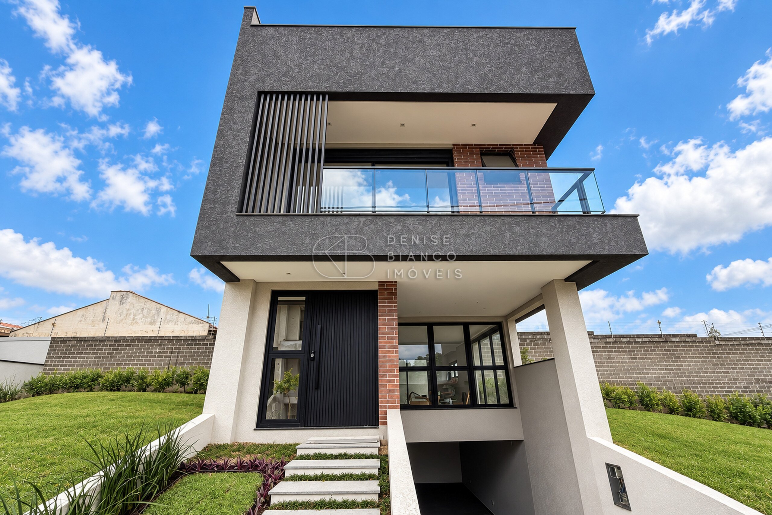 CASA EM CONDOMÍNIO em Santa Felicidade - Ref: DB0246