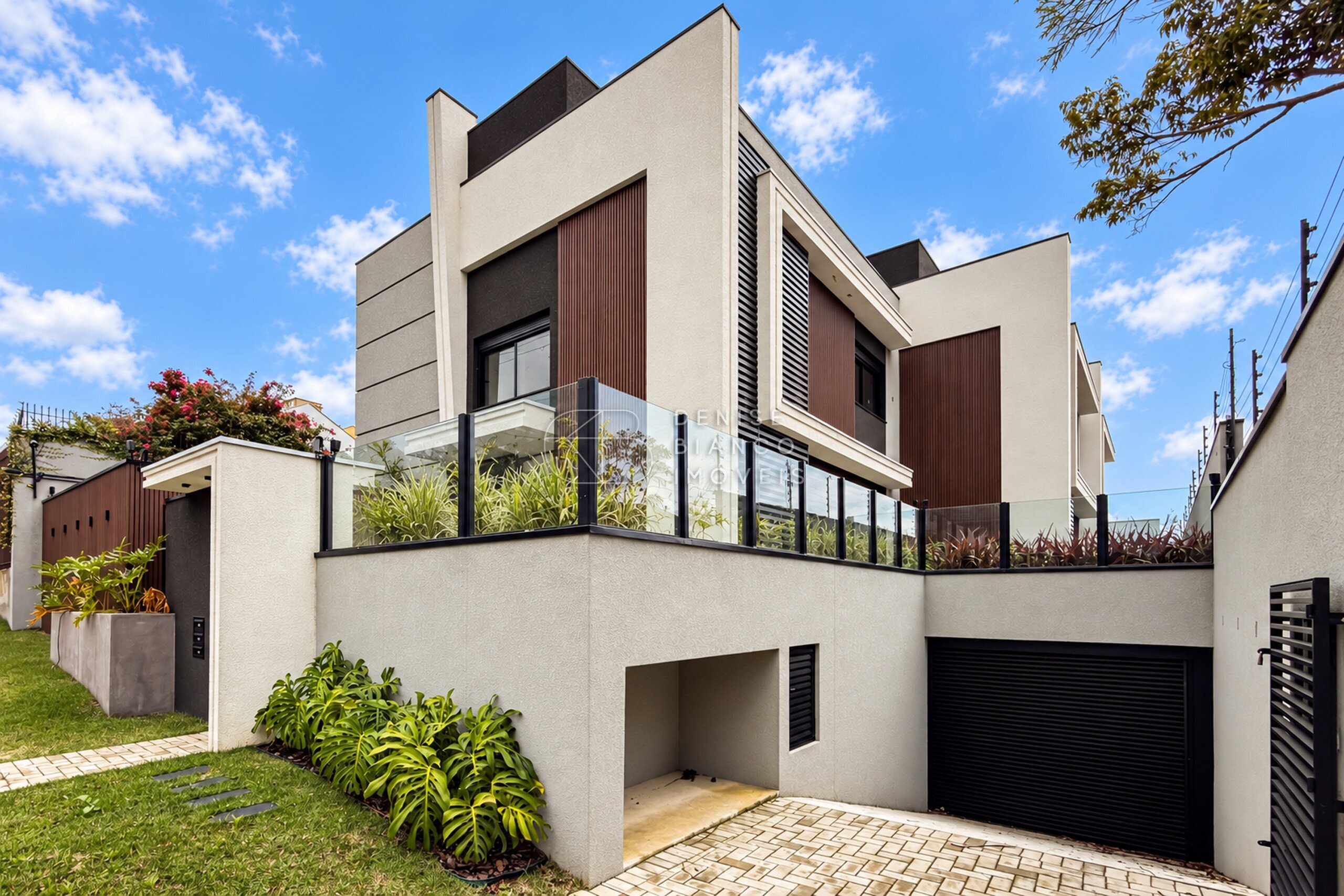 CASA EM CONDOMÍNIO em Seminário - Ref: DB0251