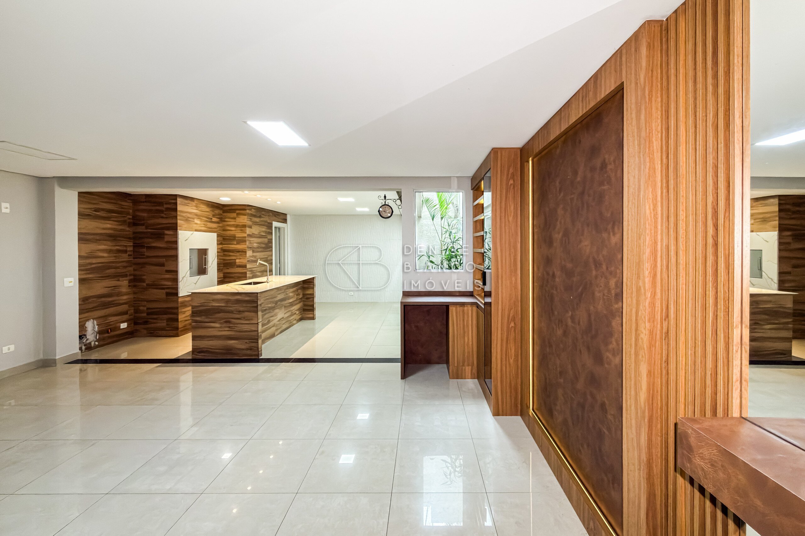 CASA EM CONDOMÍNIO em Bom Retiro - Ref: DB0259