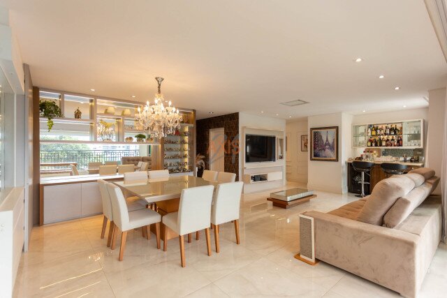 Apartamento no bairro Campo Comprido