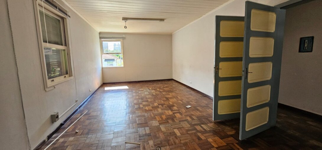 Foto 13 - CASA em CURITIBA - PR, no bairro Ahú - Referência PIL-CASA0551