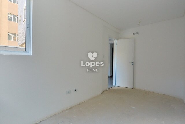 APARTAMENTO no Bairro: Água Verde - Lopes Home - Curitiba - foto 17