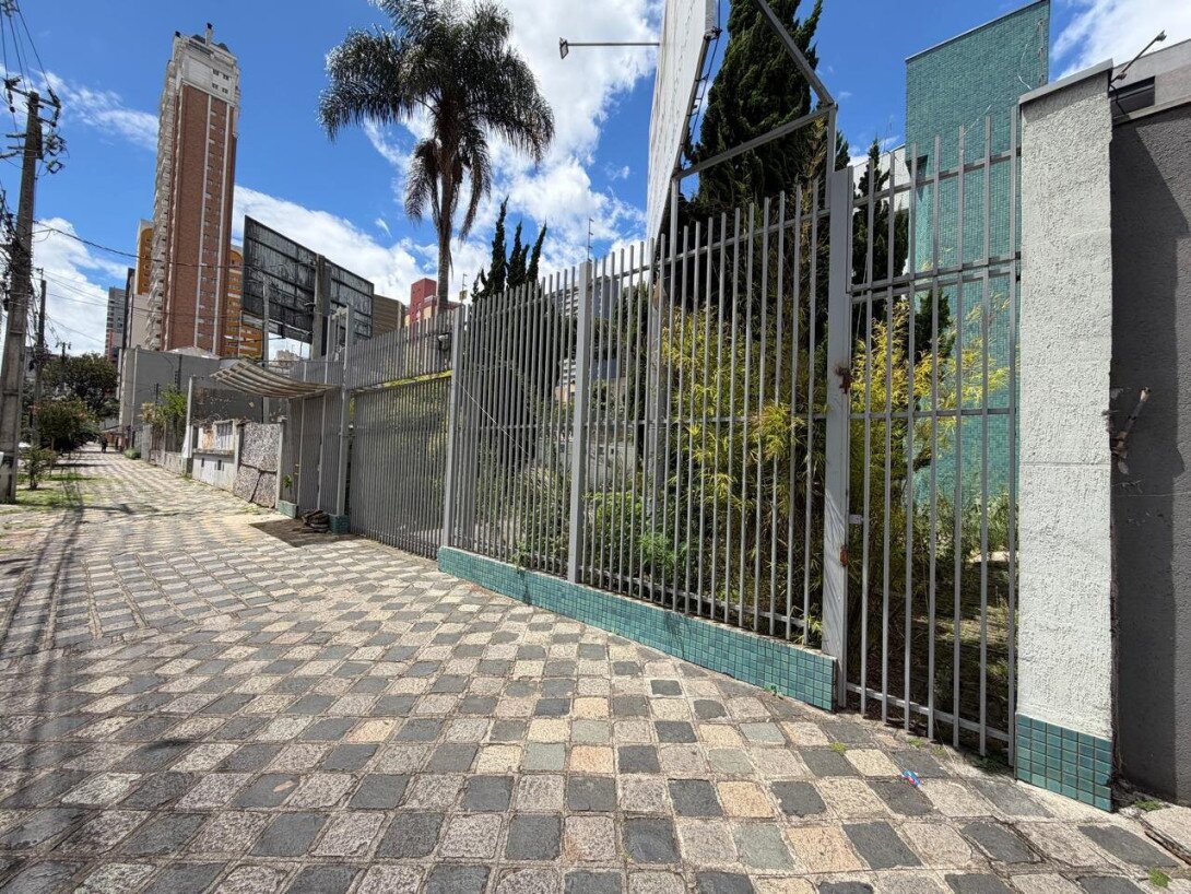 Foto 2 - TERRENO em CURITIBA - PR, no bairro Centro - Referência 0400