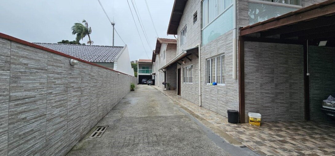 Foto 2 - SOBRADO EM CONDOMÍNIO em CURITIBA - PR, no bairro Mossunguê - Referência PIL-SOB0589