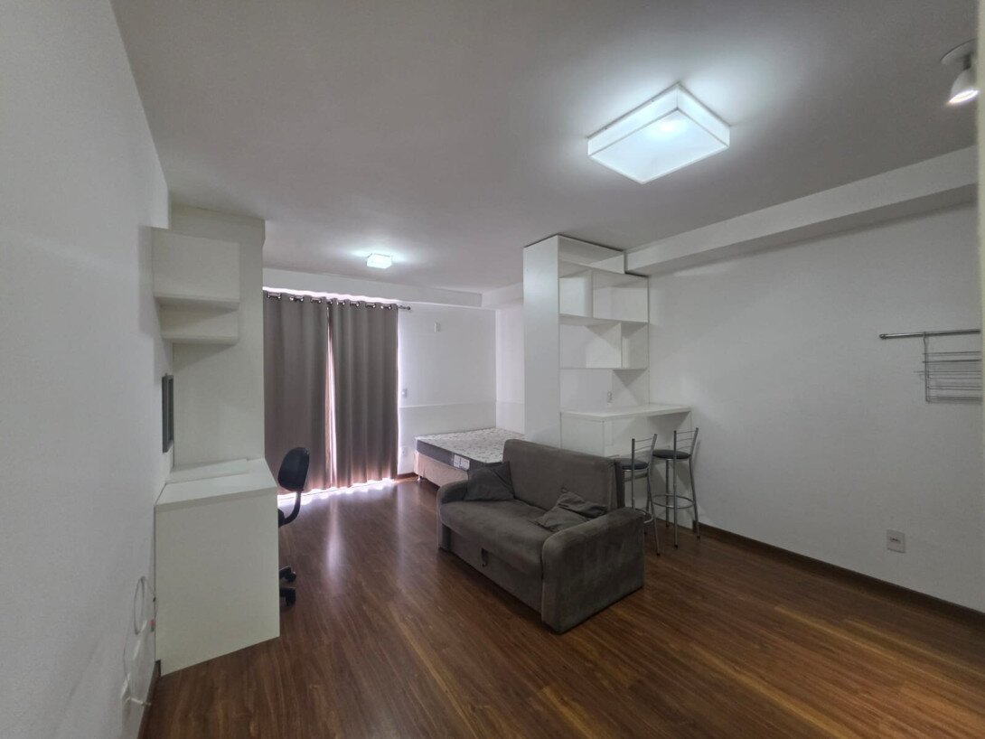 Foto 4 - STUDIO em CURITIBA - PR, no bairro Centro - Referência PIV-APTO0535