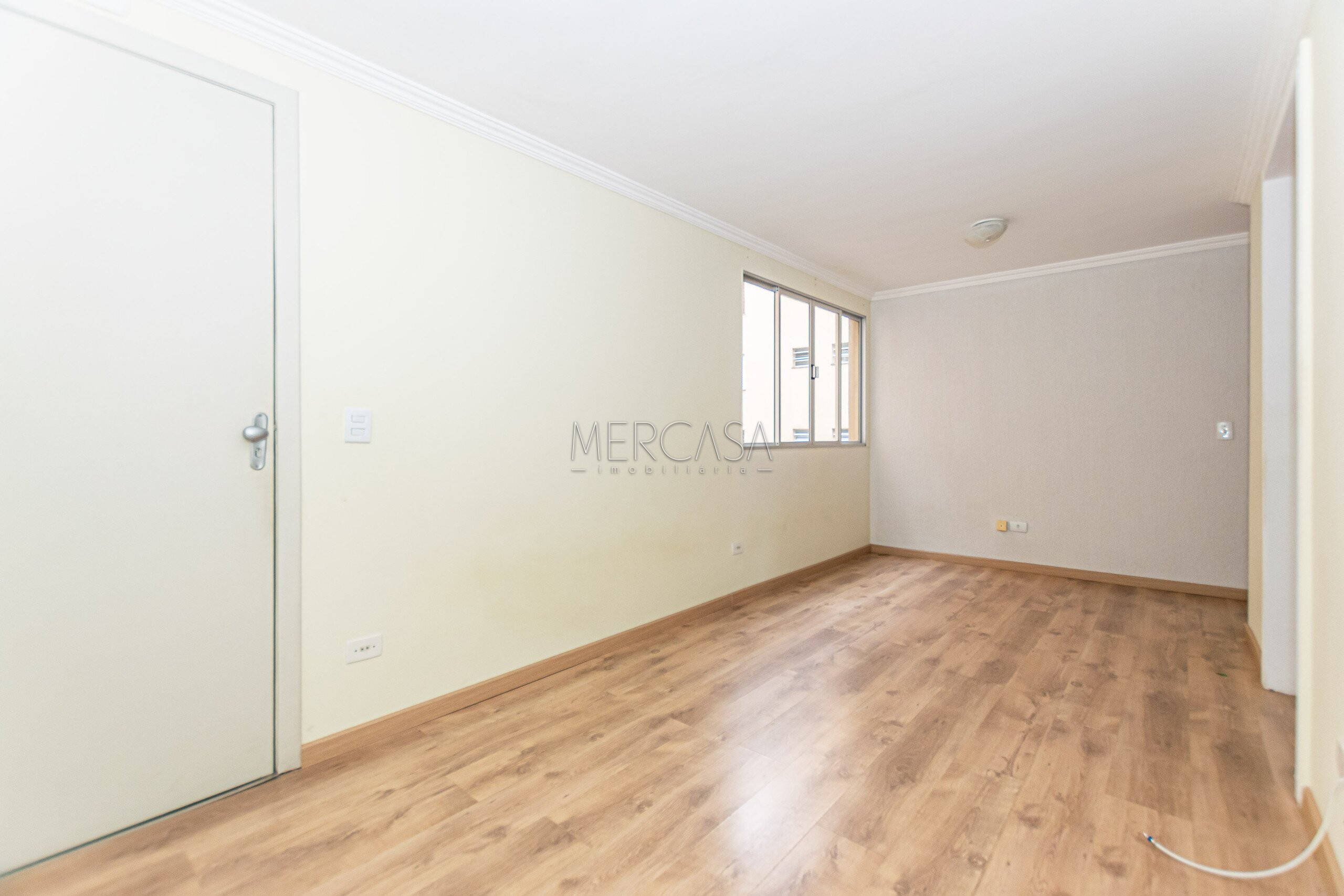 Apartamento à venda em Ecoville, Curitiba — Imobiliária Razão