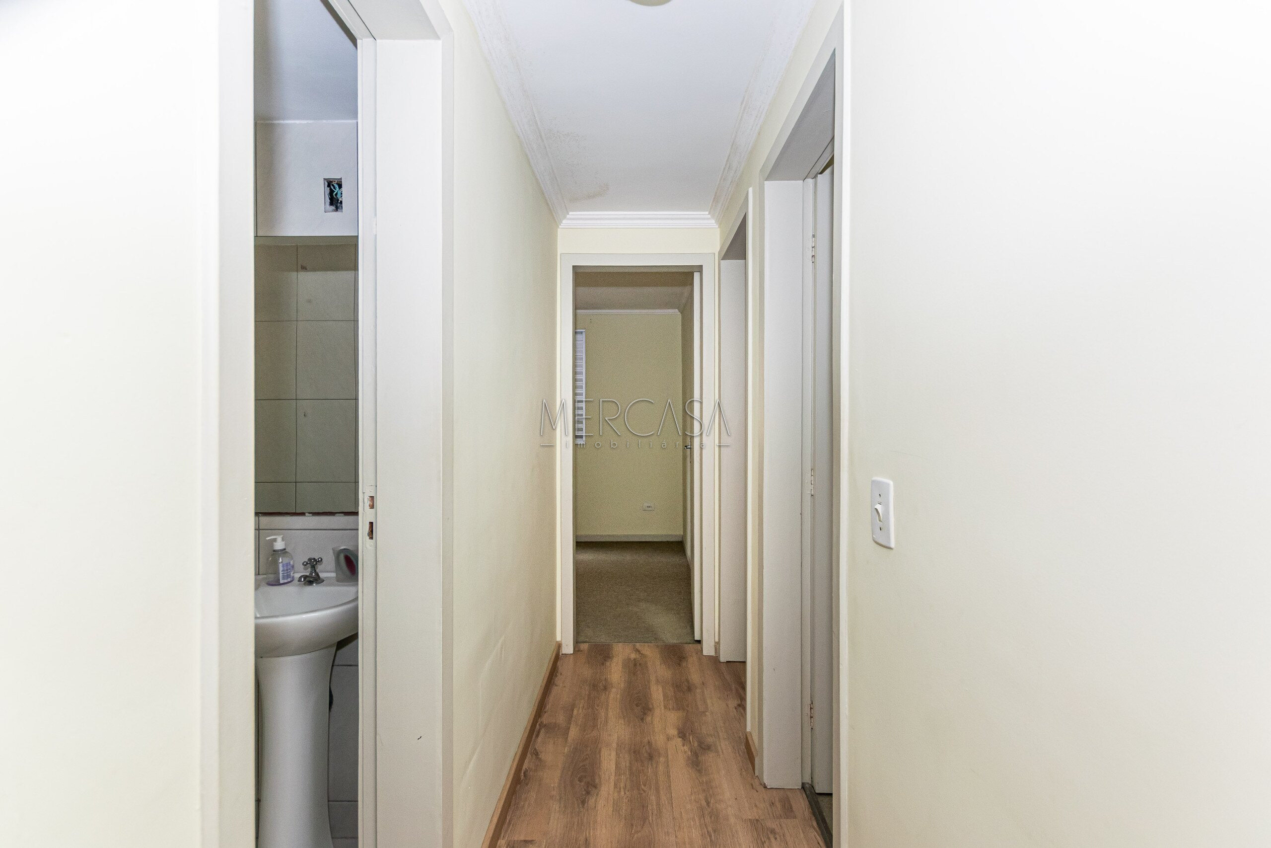 Apartamento à venda em Ecoville, Curitiba — Imobiliária Razão