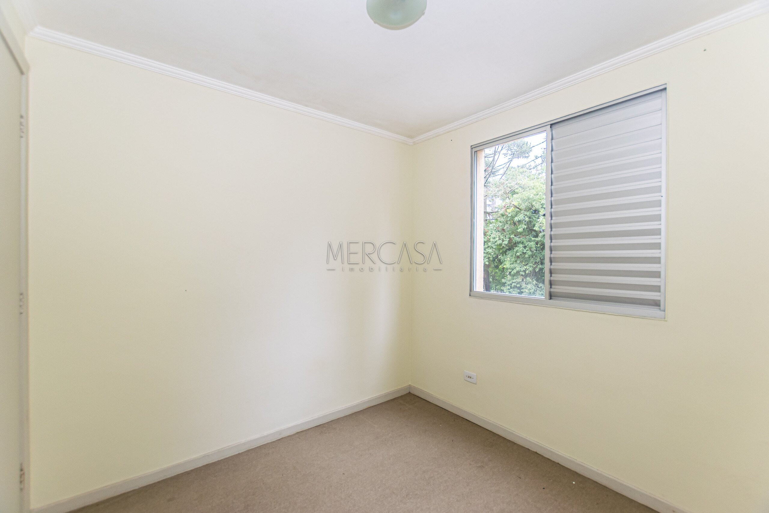 Apartamento à venda em Ecoville, Curitiba — Imobiliária Razão