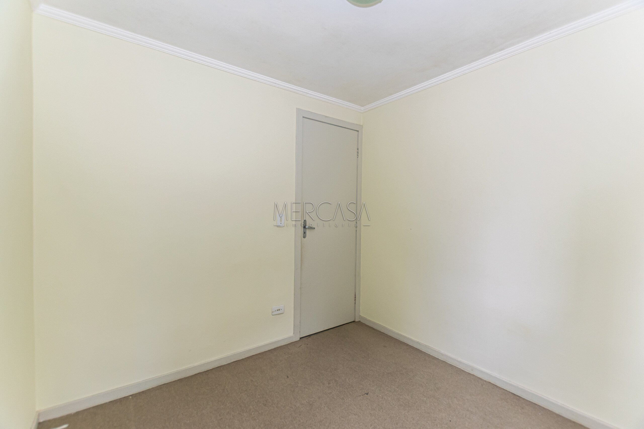 Apartamento à venda em Ecoville, Curitiba — Imobiliária Razão