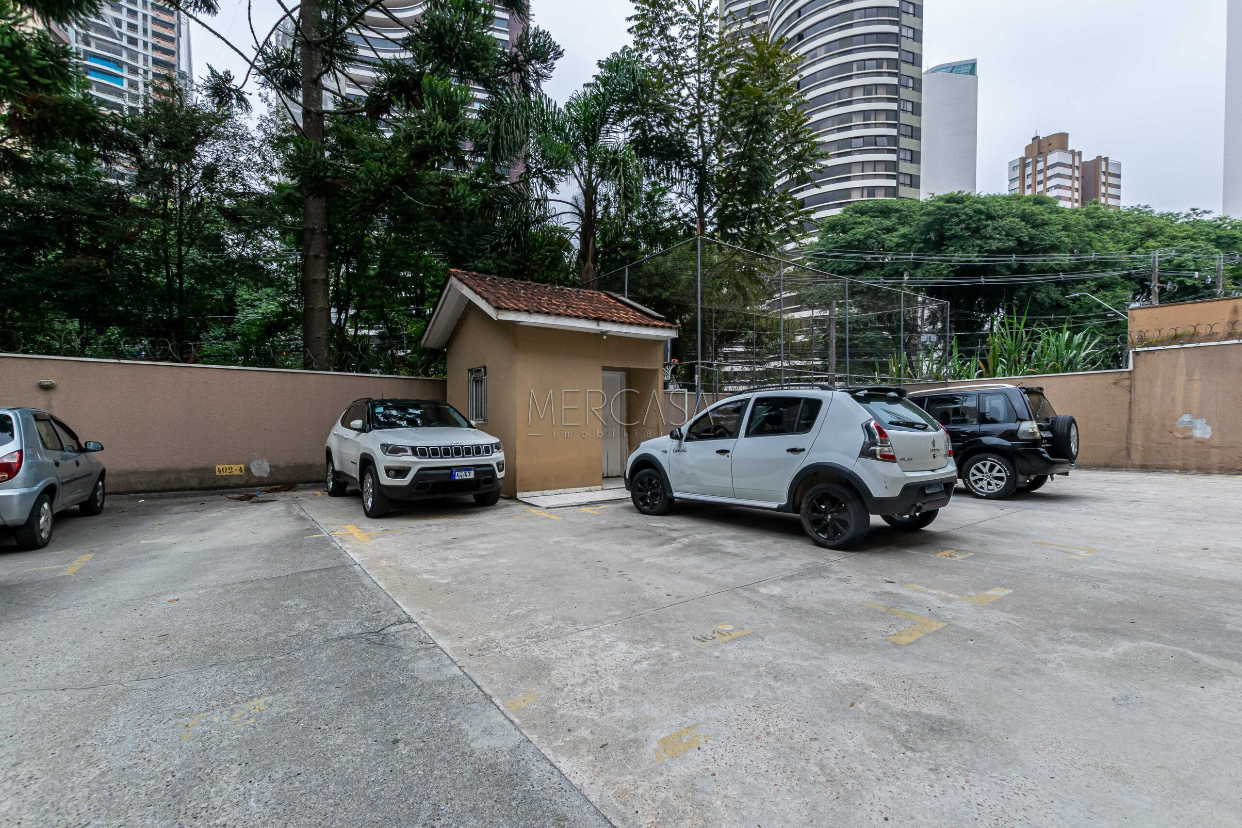Apartamento à venda em Ecoville, Curitiba — Imobiliária Razão