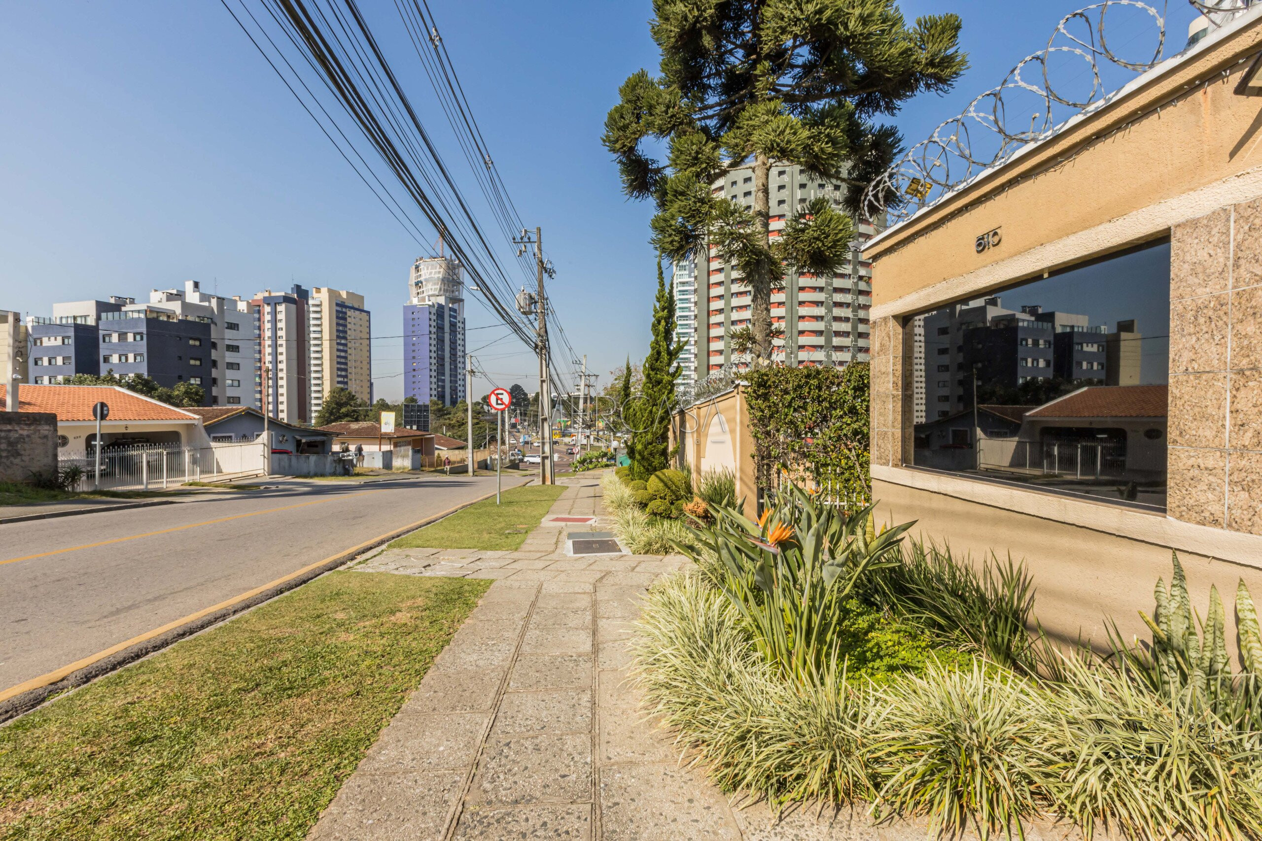 Apartamento à venda em Ecoville, Curitiba — Imobiliária Razão