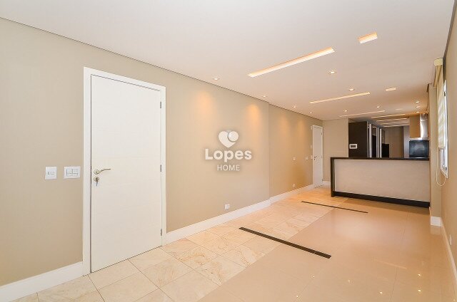 APARTAMENTO no Bairro: Água Verde - Lopes Home - Curitiba - foto 0