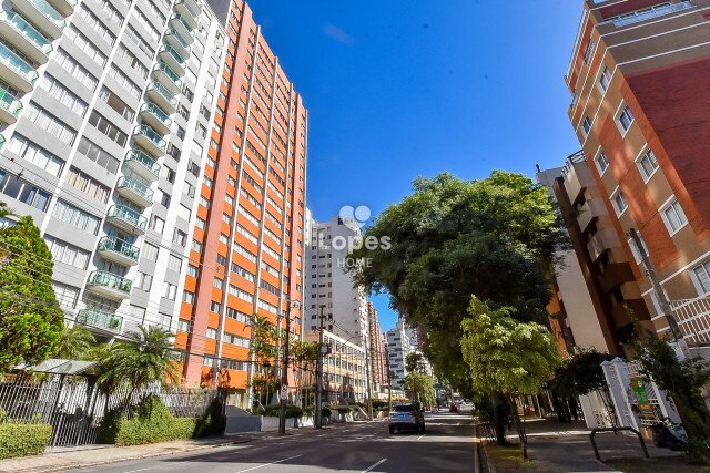APARTAMENTO no Bairro: Água Verde - Lopes Home - Curitiba - foto 23