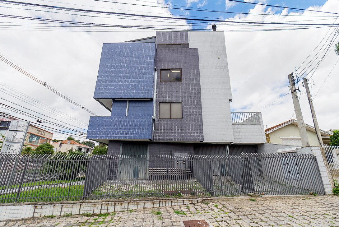 Foto 2 - LOJA em CURITIBA - PR, no bairro Bom Retiro - Referência PIL-LOJA0591