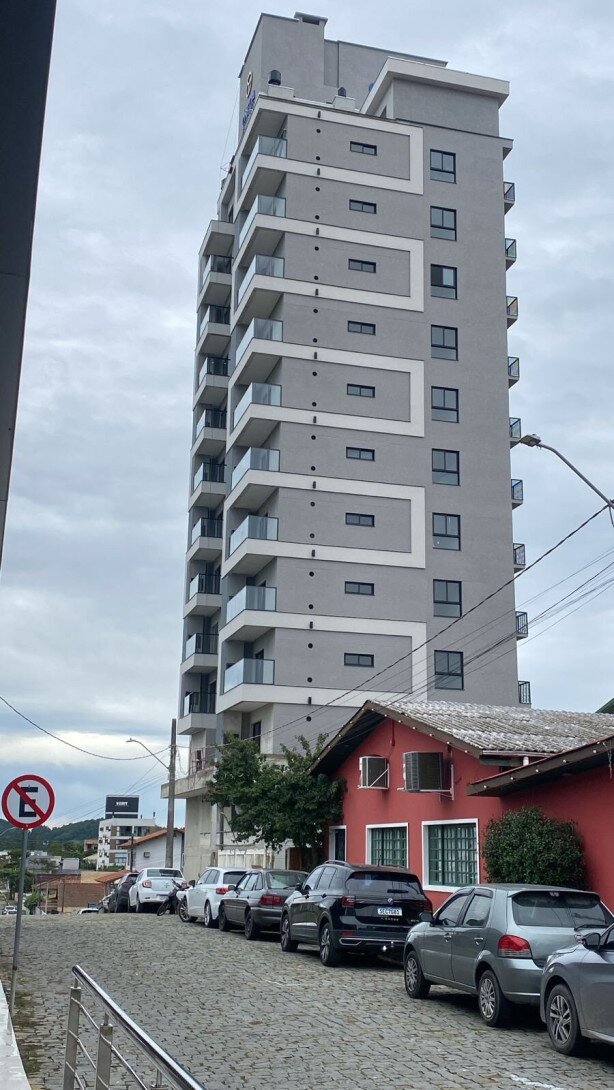 Foto 2 - APARTAMENTO em PIÇARRAS - SC, no bairro Centro - Referência 0403