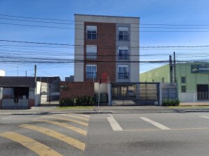 APARTAMENTO 83,43M² SENDO 02 DORMITÓRIOS,GARAGEM,PLAYGROUND,SALÃO FESTAS,PROXIMO BOSQUE - PINHAIS PR Referência AP-0214