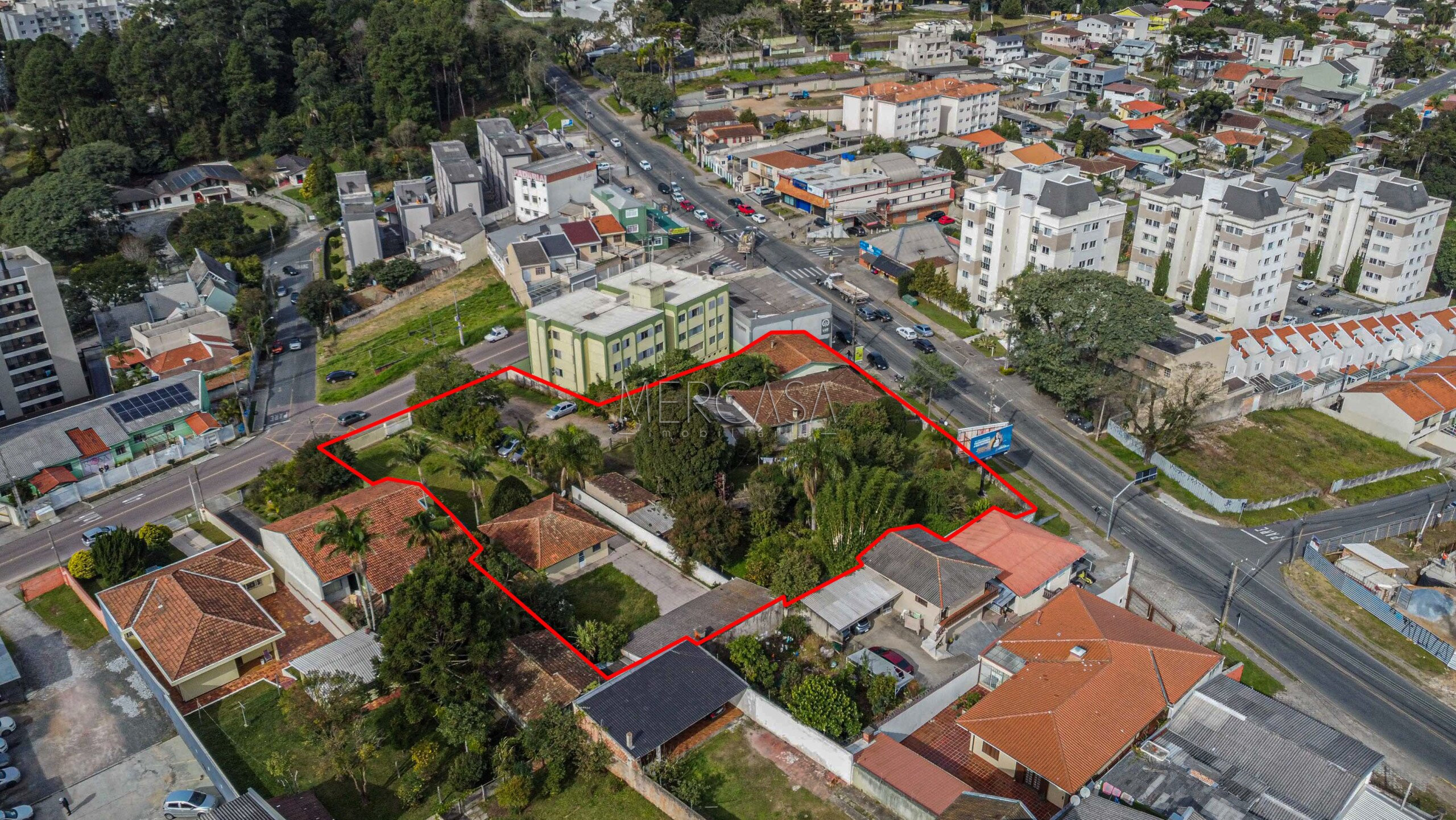 Terreno/Área à venda em Tingui, Curitiba — Portal Chave Fácil