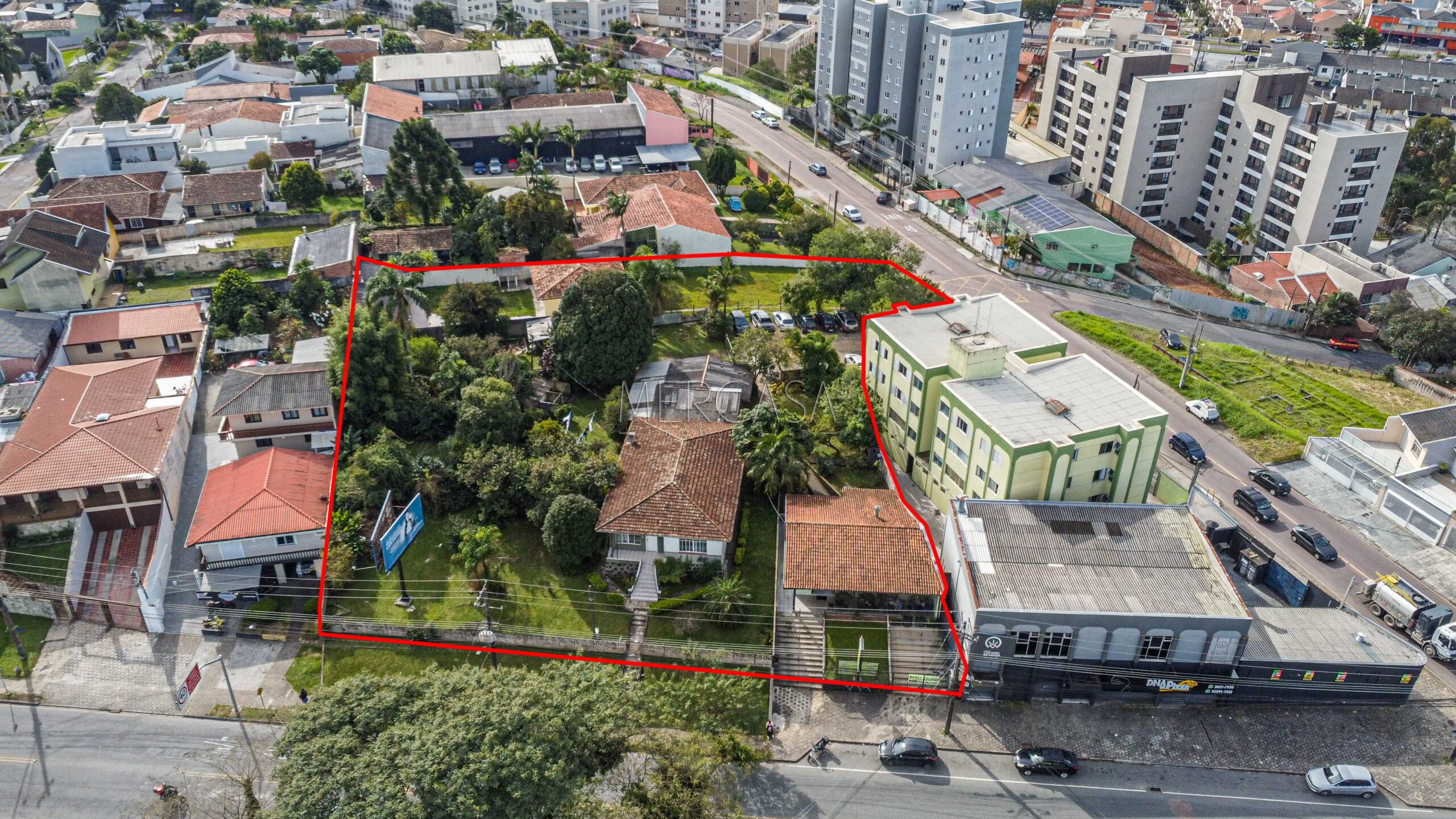 Terreno/Área à venda em Tingui, Curitiba — Portal Chave Fácil