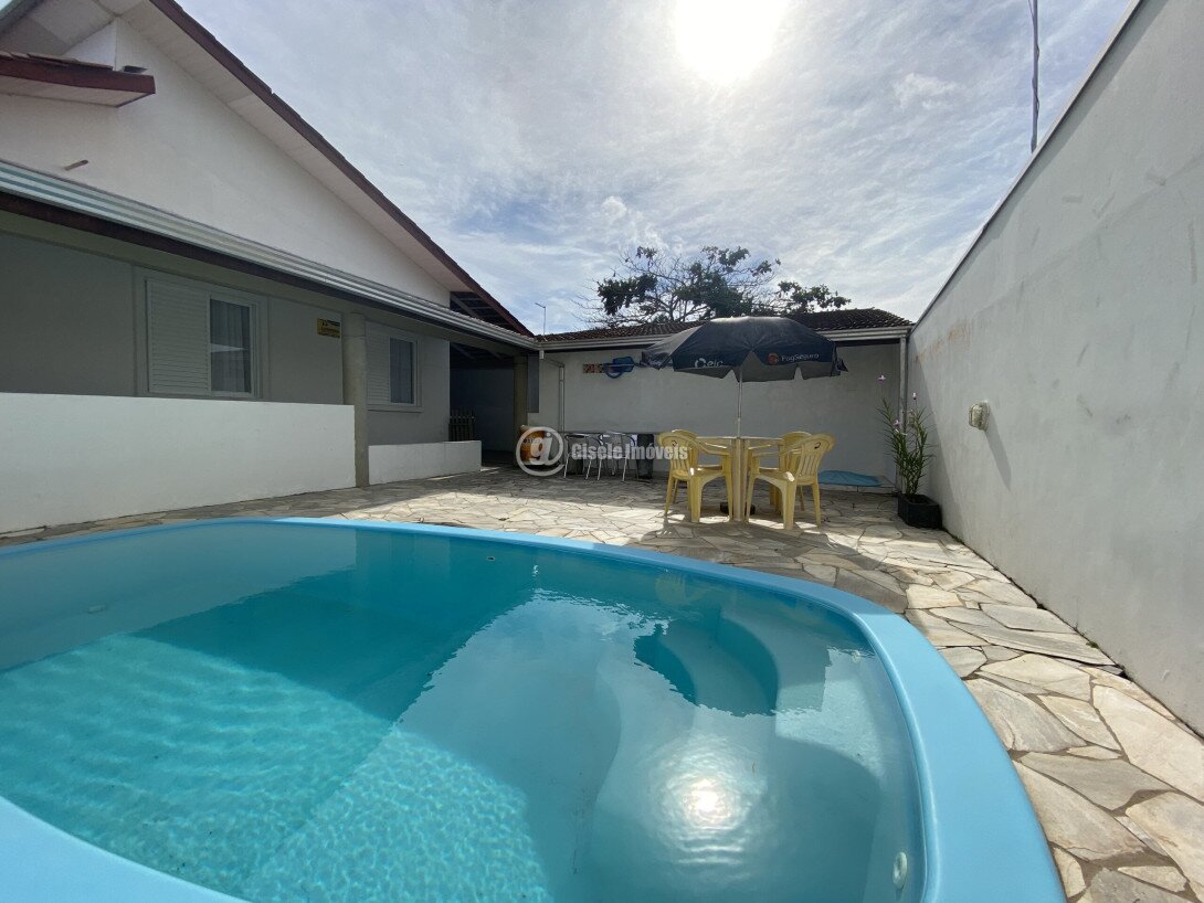 Foto 3 - CASAS COM PISCINA em PONTAL DO PARANÁ - PR, no bairro Ipanema - Referência 432