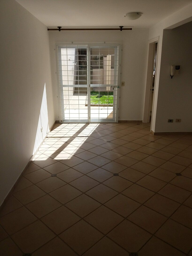 Foto 8 - SOBRADO em CURITIBA - PR, no bairro Ahú - Referência PIV-SOB0591