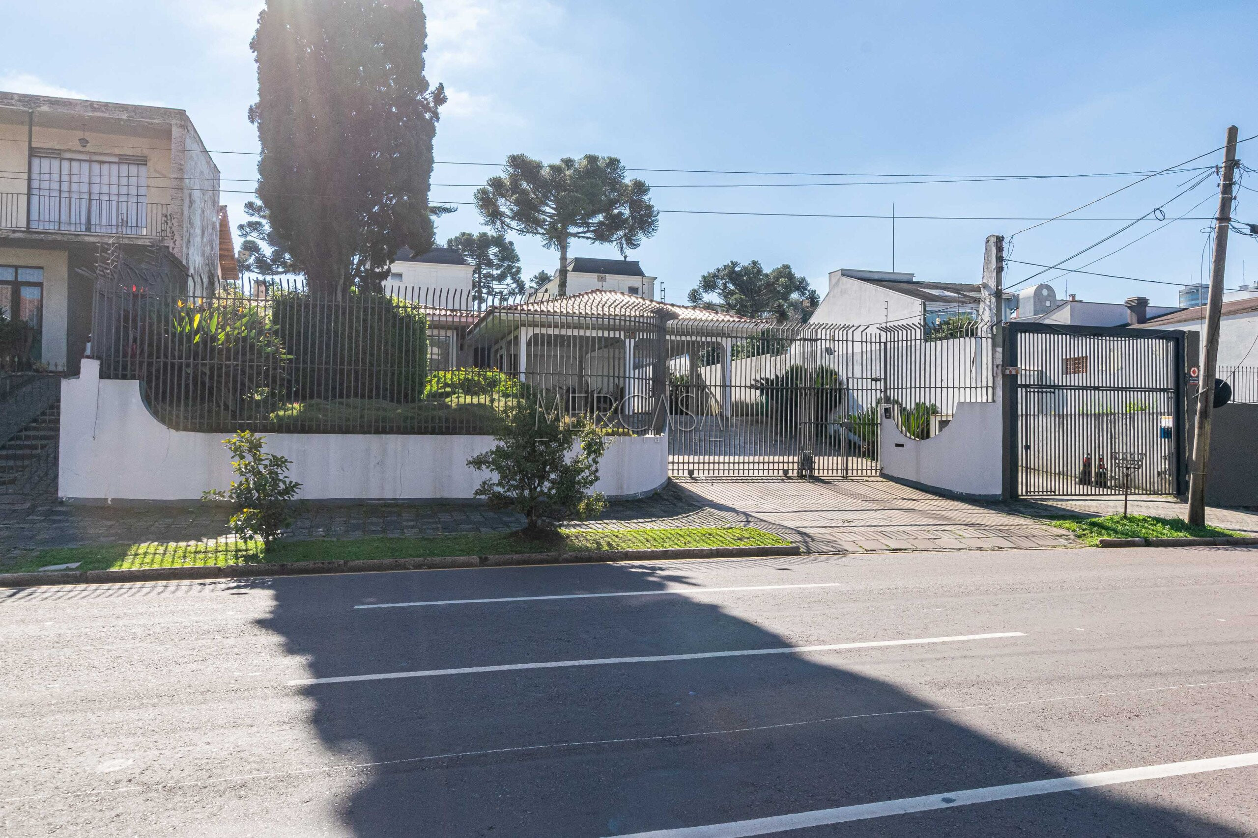 Sala/Conjunto Comercial à venda e para alugar em Bigorrilho, Curitiba — Portal Chave Fácil