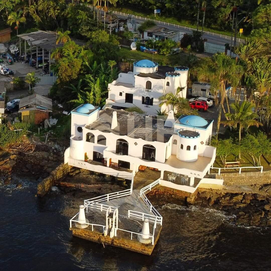 Casa em Prainha — Castelinho Guaratuba