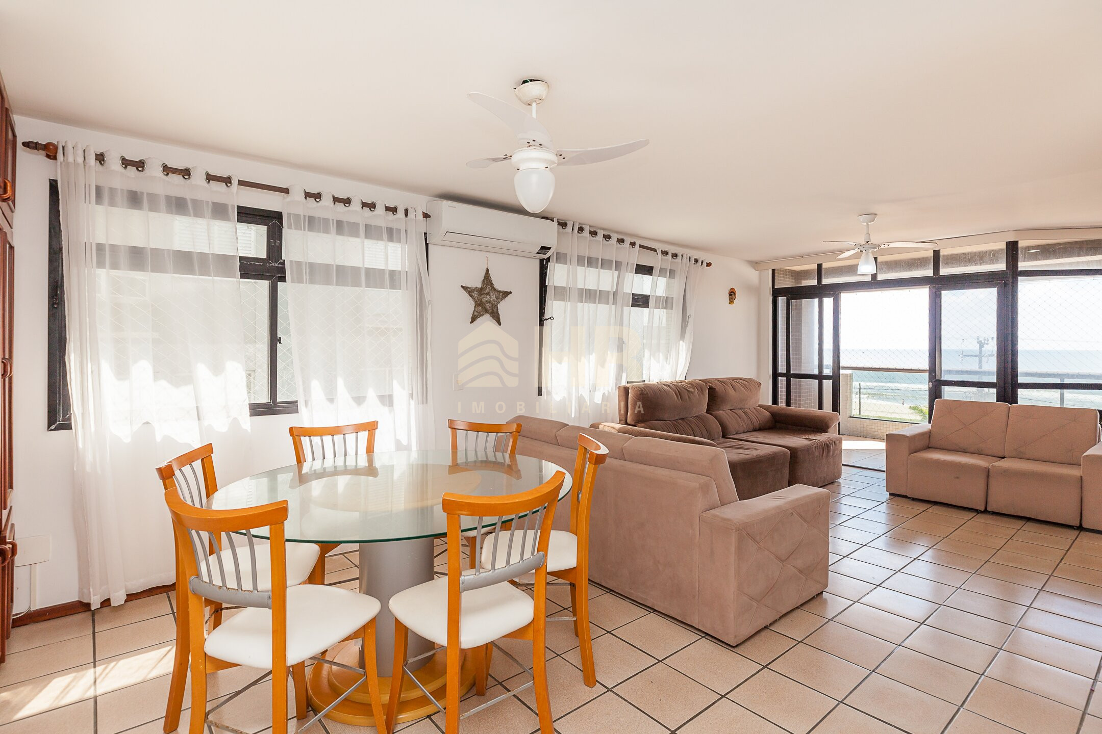 Apartamento em Caiobá — foto 2