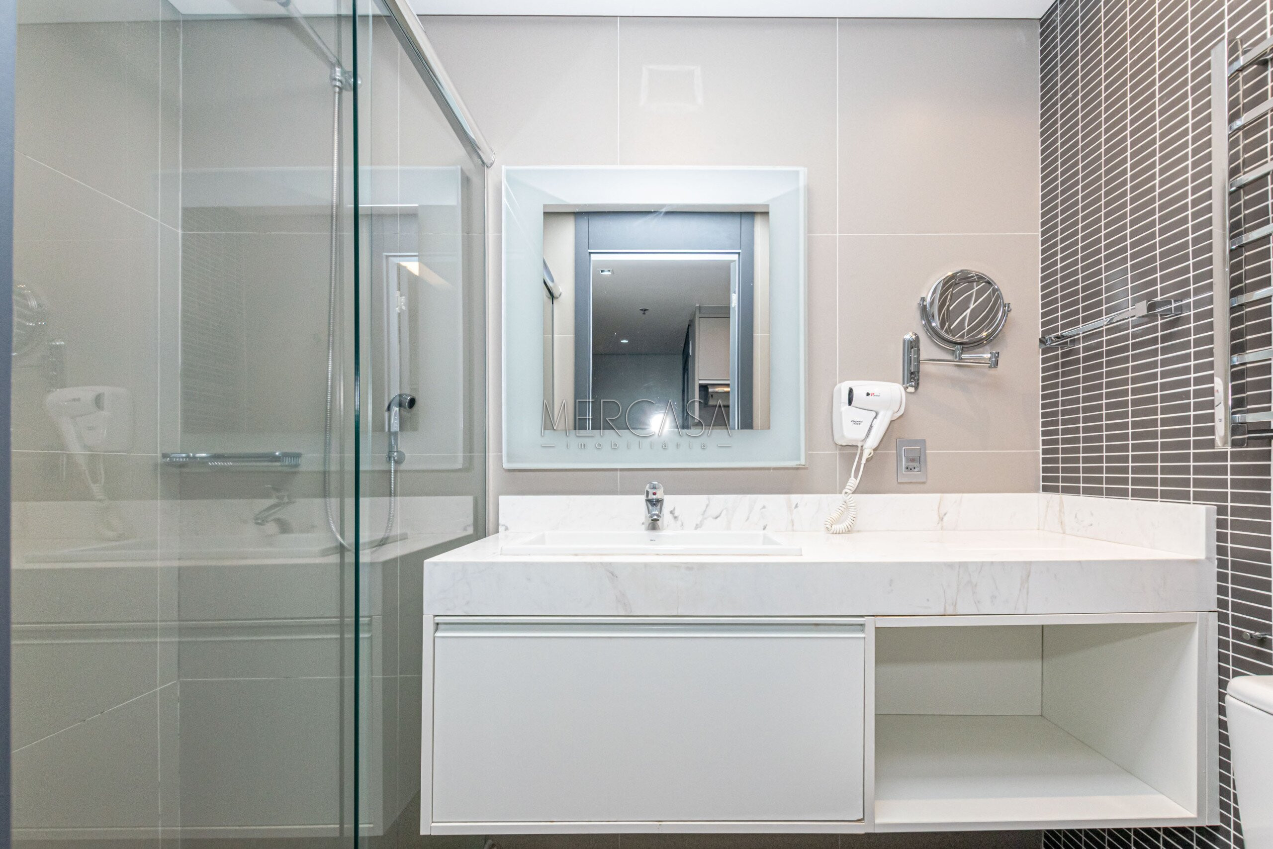 Apartamento para alugar em Água Verde, Curitiba — Portal Chave Fácil