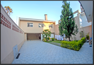 Foto 2 - IMÓVEL COMERCIAL / NEGÓCIO 4 quartos a venda no bairro Água Verde, CURITIBA - Referência CS010217