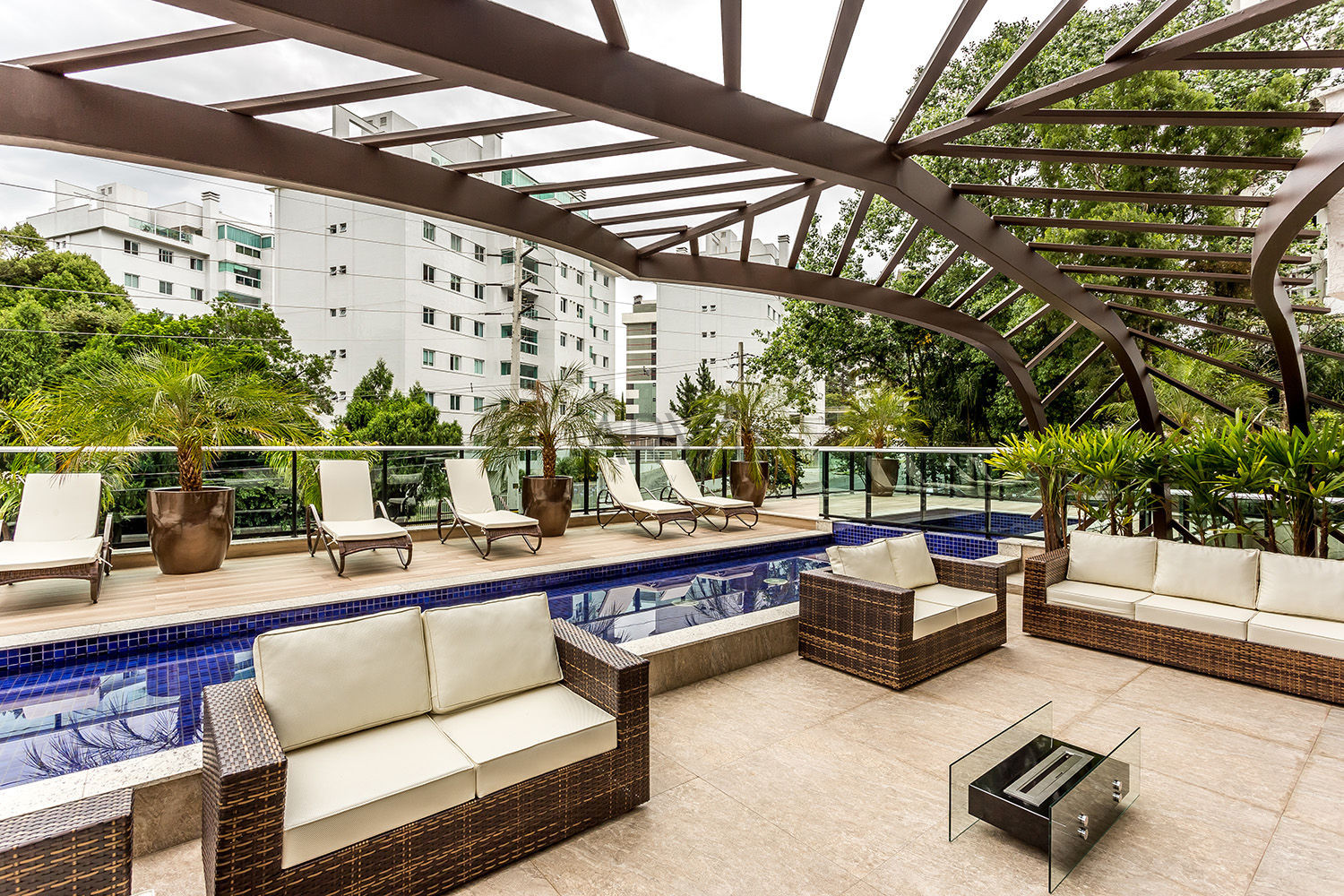 Cobertura Duplex em CURITIBA referência: CO0220A-JA-P