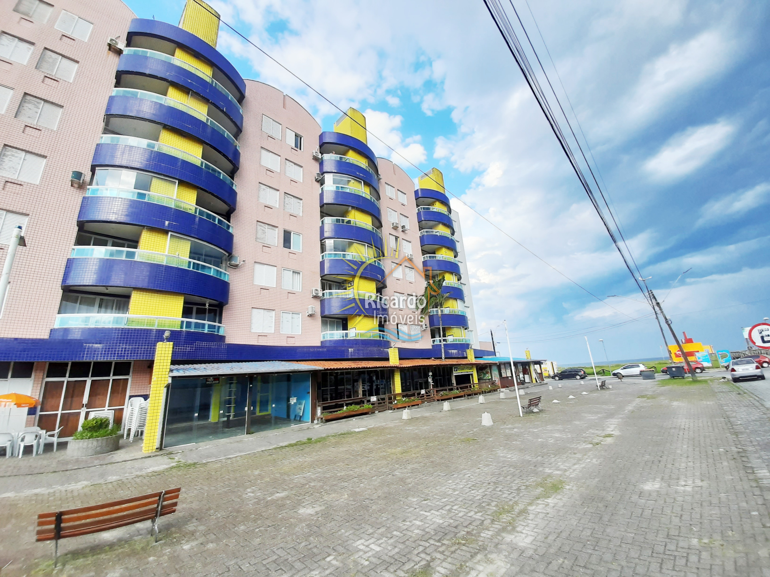APARTAMENTO em PONTAL DO PARANÁ PR, no bairro Balneário Shangrilá Referência 300A APARTAMENTO em PONTAL DO PARANÁ PR, no bairro Balneário Shangrilá Referência 300A