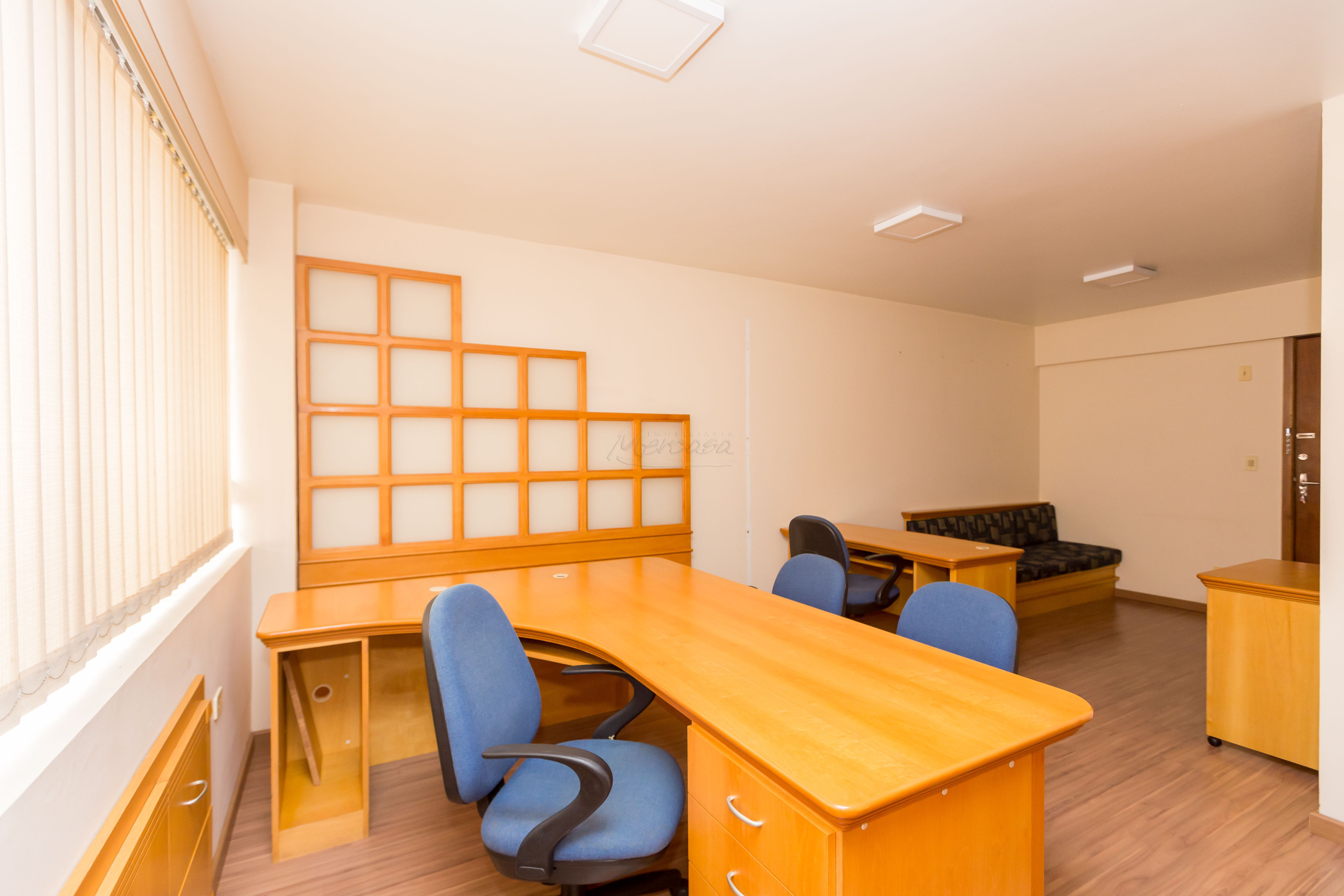 Sala/Conjunto Comercial à venda em Centro, Curitiba — Portal Chave Fácil