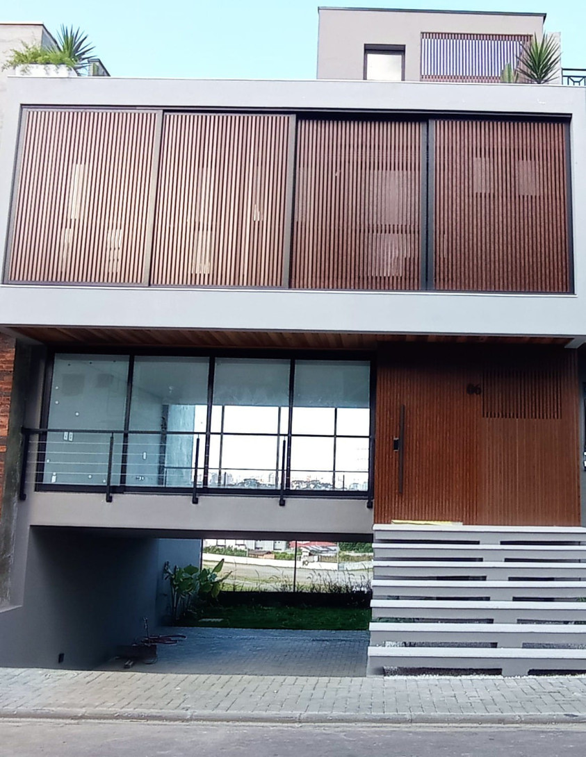 Foto 1 - RESIDÊNCIA EM CONDOMÍNIO em CURITIBA - PR, no bairro Campo Comprido - Referência 0274