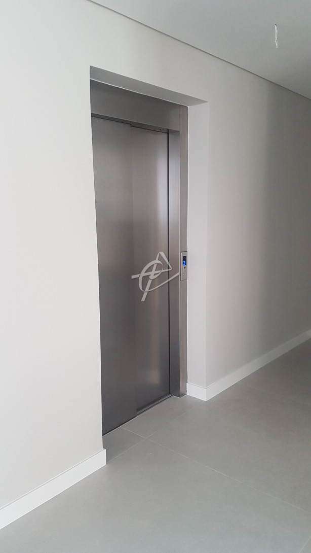 Foto 15 - APARTAMENTO em CURITIBA - PR, no bairro Água Verde - Referência 0281