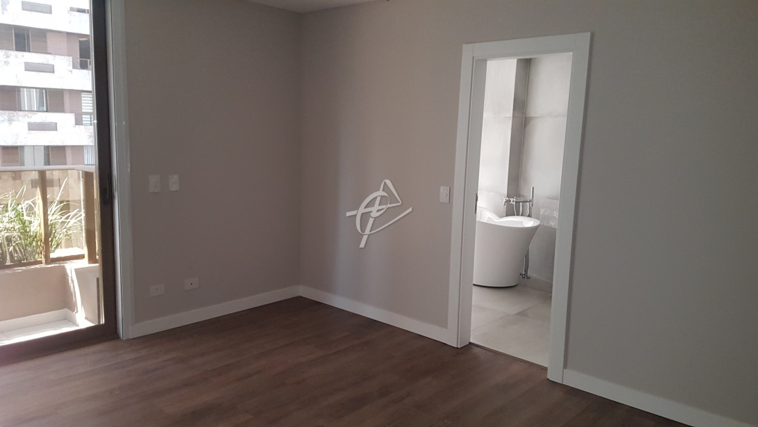 Foto 26 - APARTAMENTO em CURITIBA - PR, no bairro Água Verde - Referência 0281